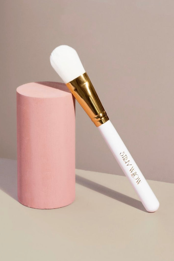 Professional White Facial Mask Brush for Easy Application - Perfect for At-Home Spa, Skincare Routine & Self-Care Days