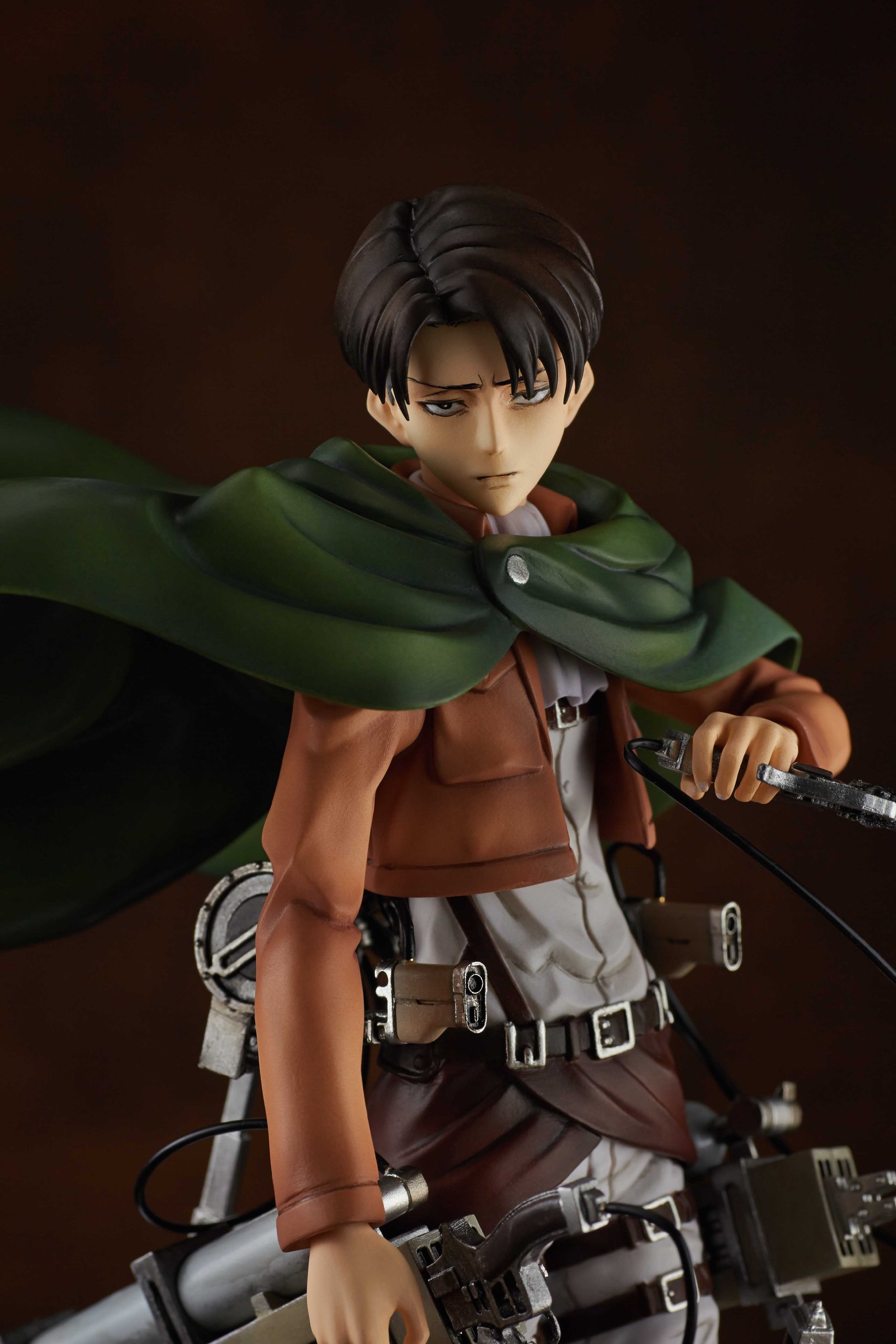 Attack on Titan Levi PVC Action Figure - 1/7 Scale Anime Collectible Model for Fans - Perfect for Display, Gifts, and Anime Enthusiast Collections