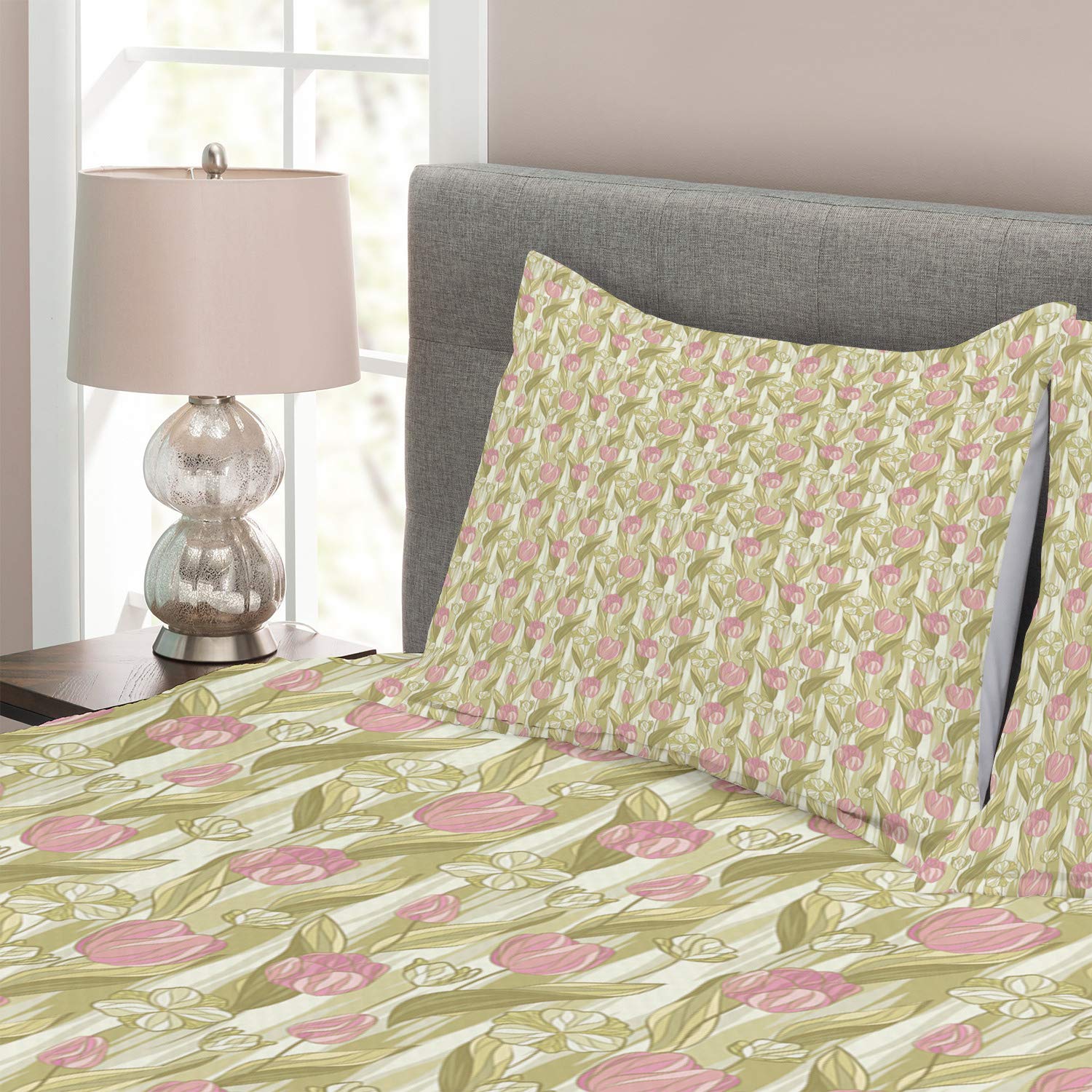 Lunarable Tulips Bedspread Set - Soft Pastel Tones Spring Floral Print, 3 Piece Quilted Coverlet with 2 Pillow Shams, King Size in Blush Pink, Khaki & Pale Yellow - Perfect for Bedroom Decor, Guest Room Makeover & Spring Home Refresh