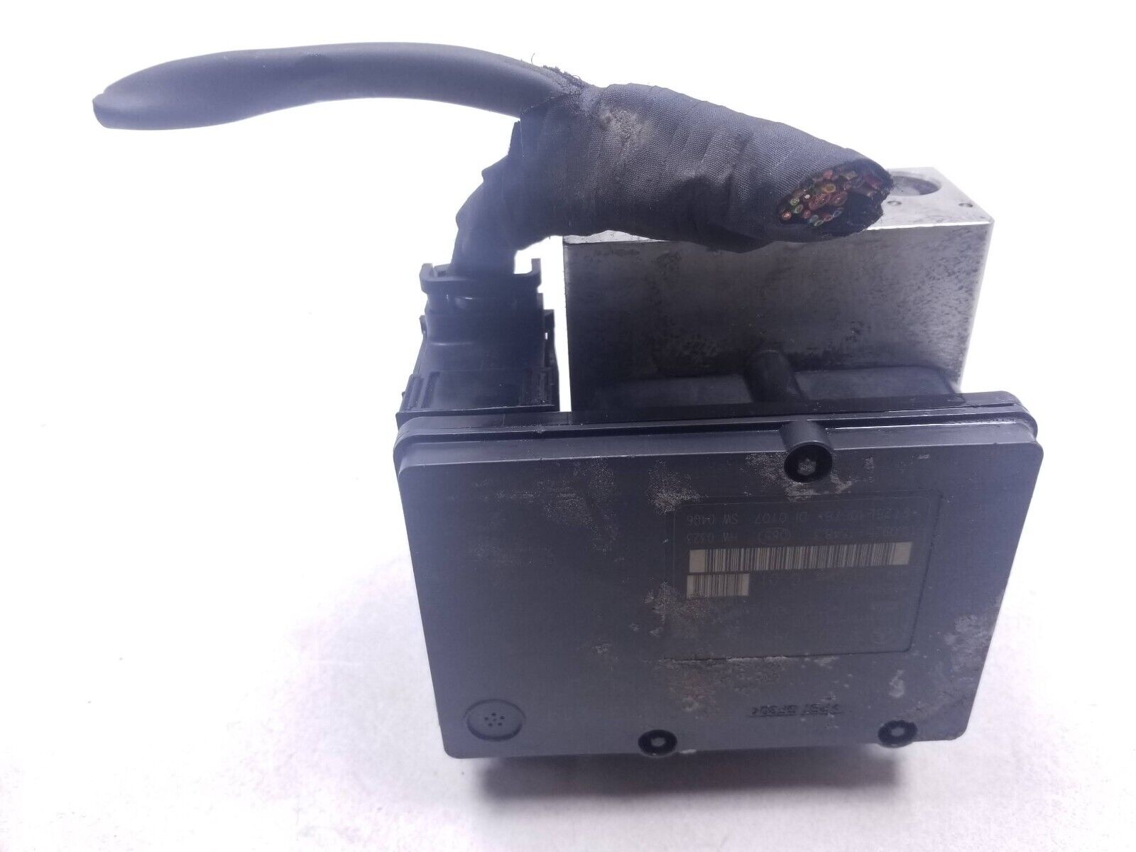 OEM Mercedes Benz W203 C230 ABS Anti-Lock Brake Pump A2034311712 - Replacement Part for 2001-2005 Models | Perfect for Brake System Repair & Maintenance