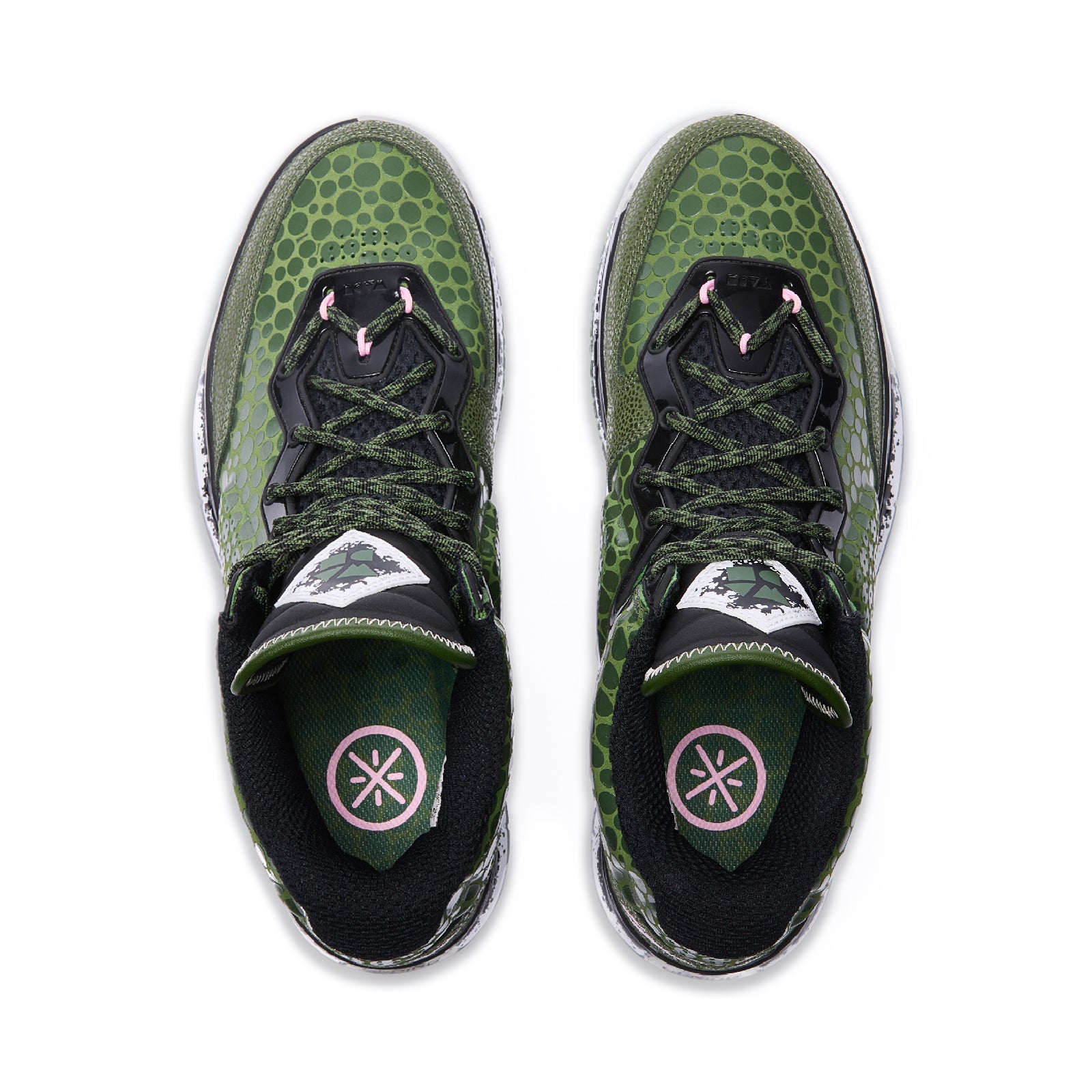 Way of Wade 1 Green Stingray Basketball Shoes - High Performance Men's Sneakers for Indoor & Outdoor Court Play - Perfect for NBA Fans and Streetball Players