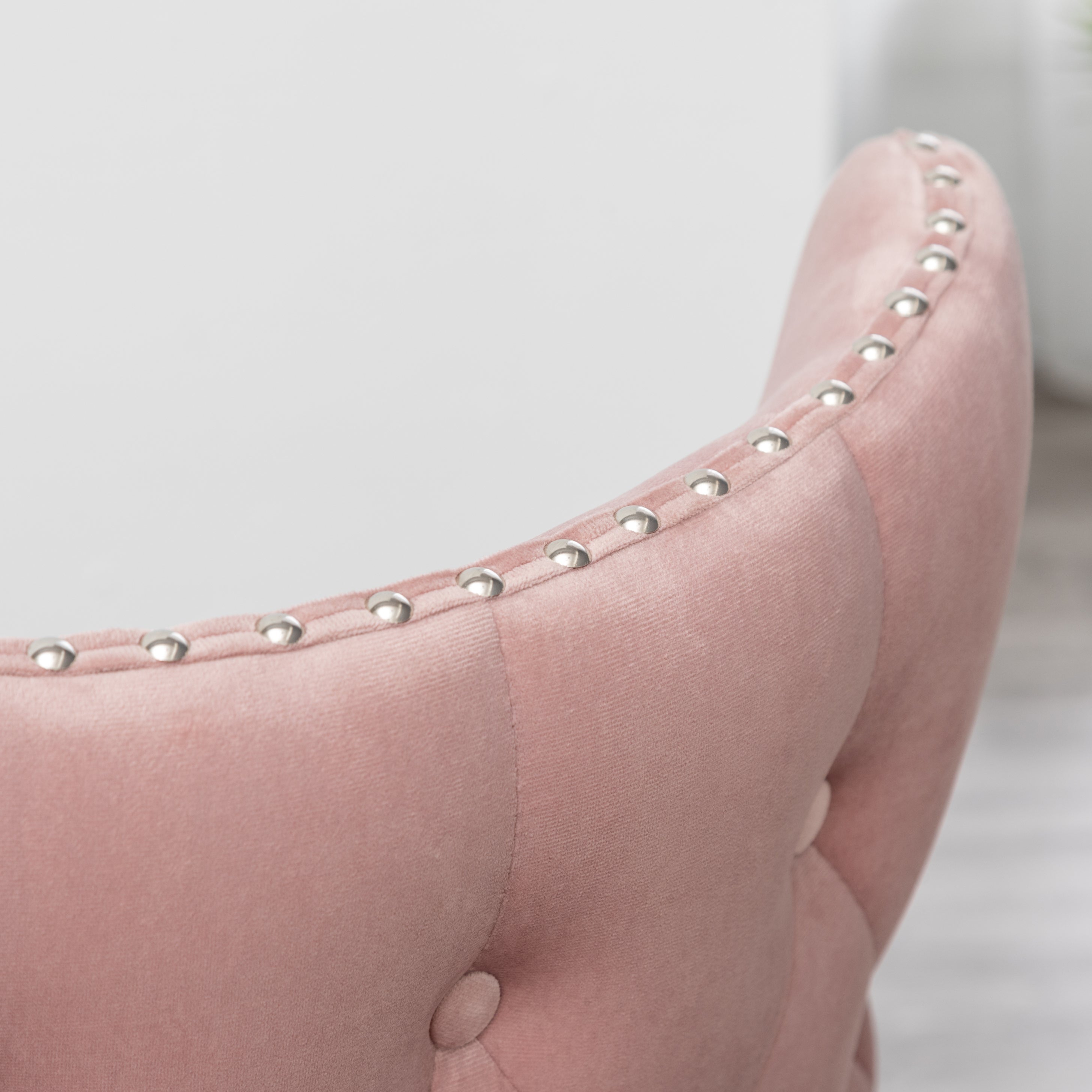 Roundhill Furniture Lindale Contemporary Velvet Upholstered Accent Chair with Nailhead Trim in Pink - Modern Living Room, Bedroom or Office Seating for Home Decor