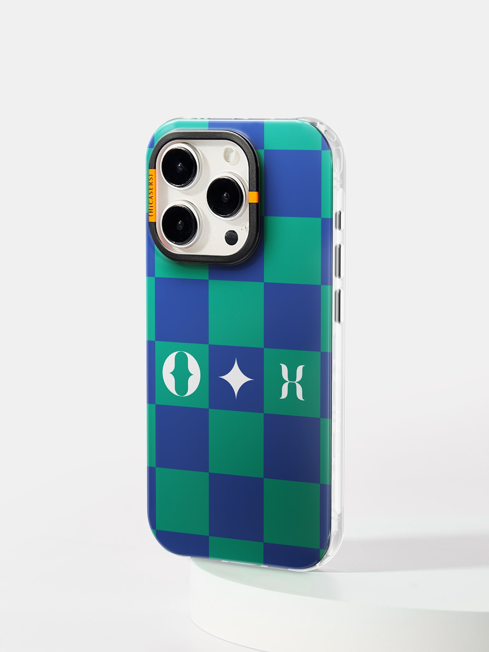 Classic Checker Case in Green & Navy - Durable Travel Luggage for Business Trips & Weekend Getaways