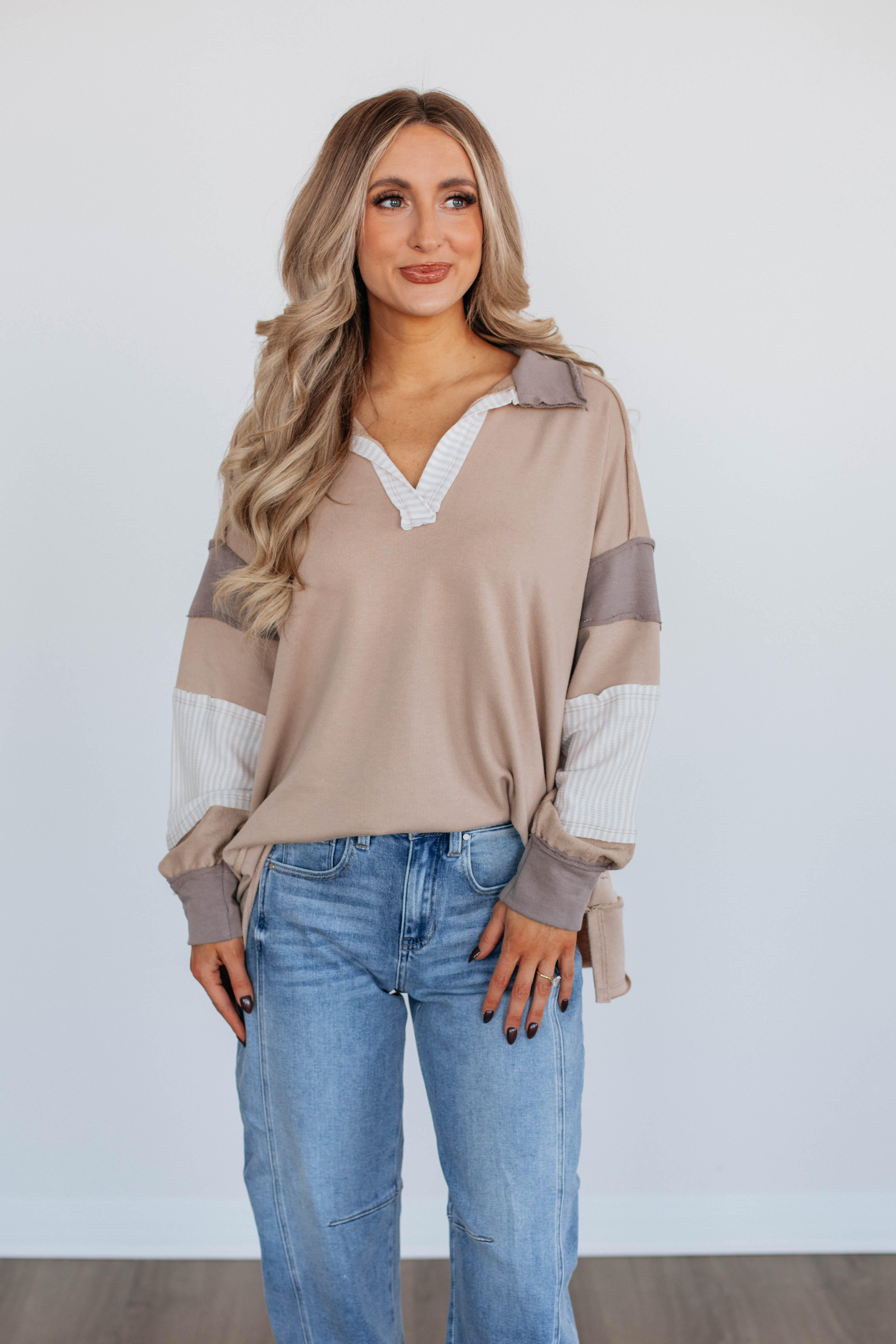 Colson Contrast Pullover Sweatshirt for Men & Women - Stylish Casual Wear for Everyday Comfort | Perfect for Outdoors, Gym & Lounge