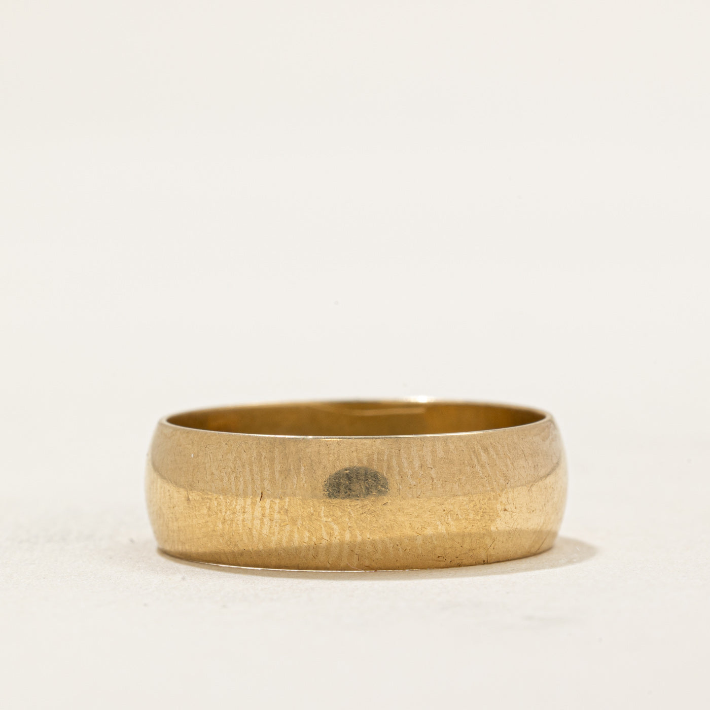 18K Yellow Gold London Wedding Band Ring - 6.20mm Width - Size 8 - Perfect for Anniversary, Engagement & Bridal Jewelry Gifts