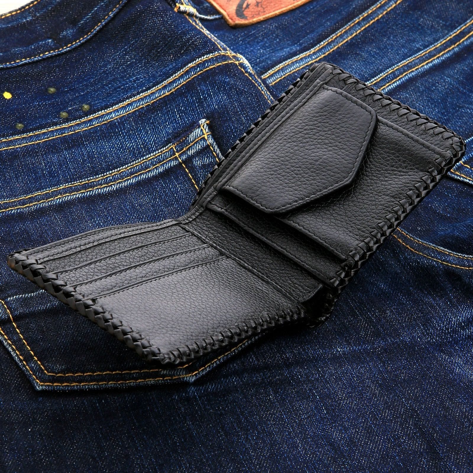 Genuine Red Stingray Leather Crossbody Biker Chain Wallet for Men - Stylish & Durable Motorcycle Wallet with RFID Protection - Perfect for Biking, Travel & Everyday Use