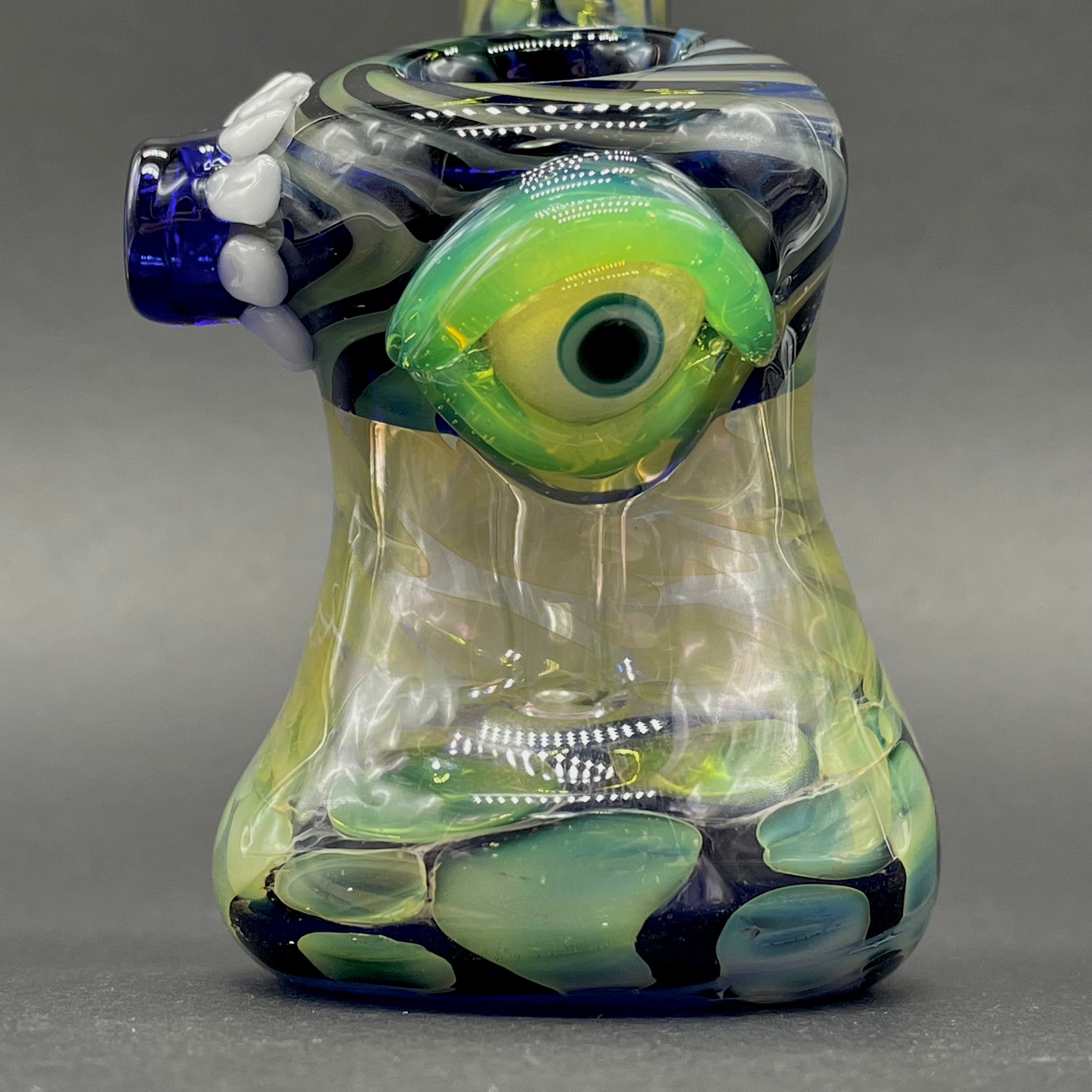 Alien Head Bubbler - Unique Glass Water Pipe for Smoking | Perfect for Home Use, Parties & Gifts