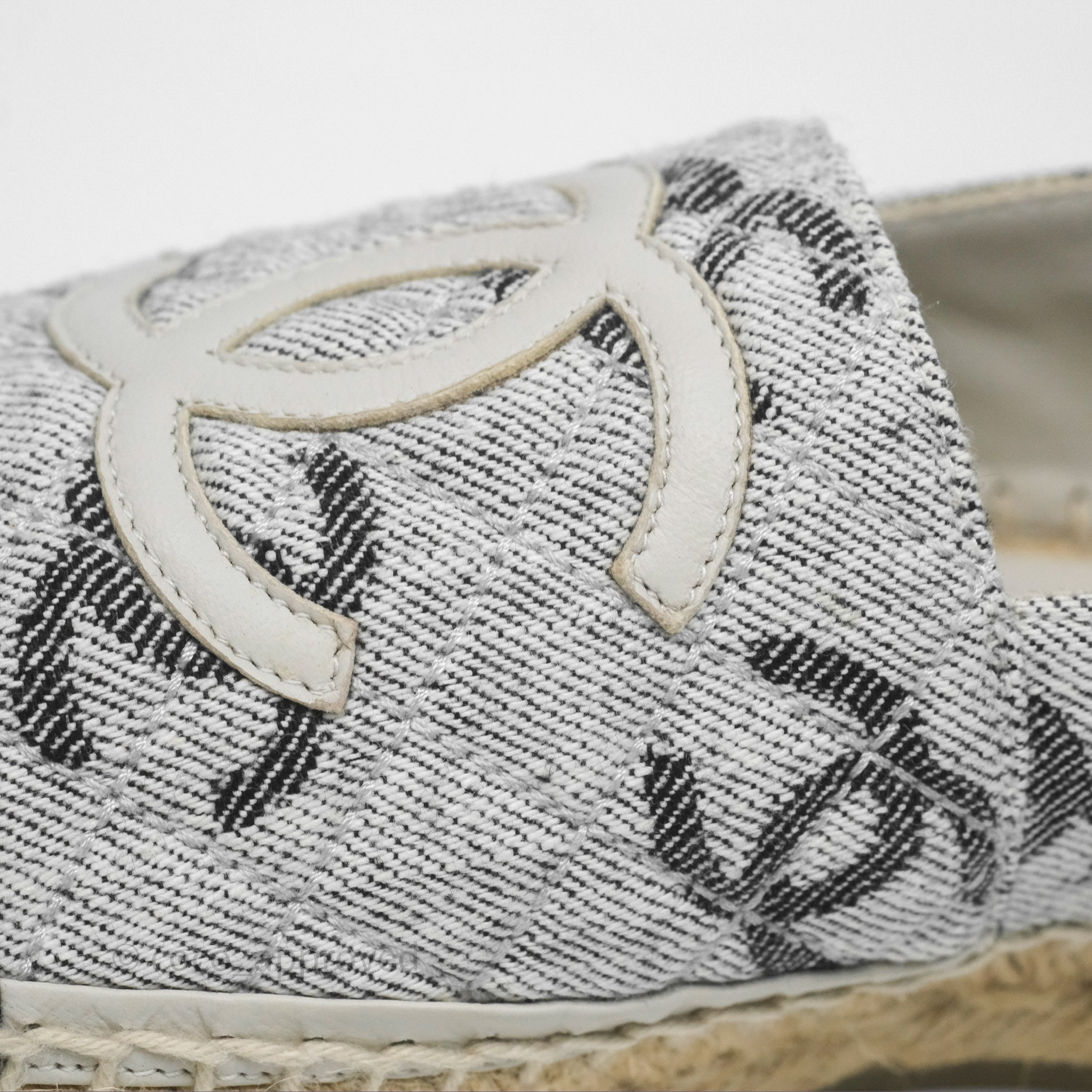 Chanel CC Logo Grey Cotton Jacquard Black Grosgrain Espadrilles Women's Shoes Size 38 - Perfect for Casual Outings, Summer Weddings & Luxury Fashion Lovers