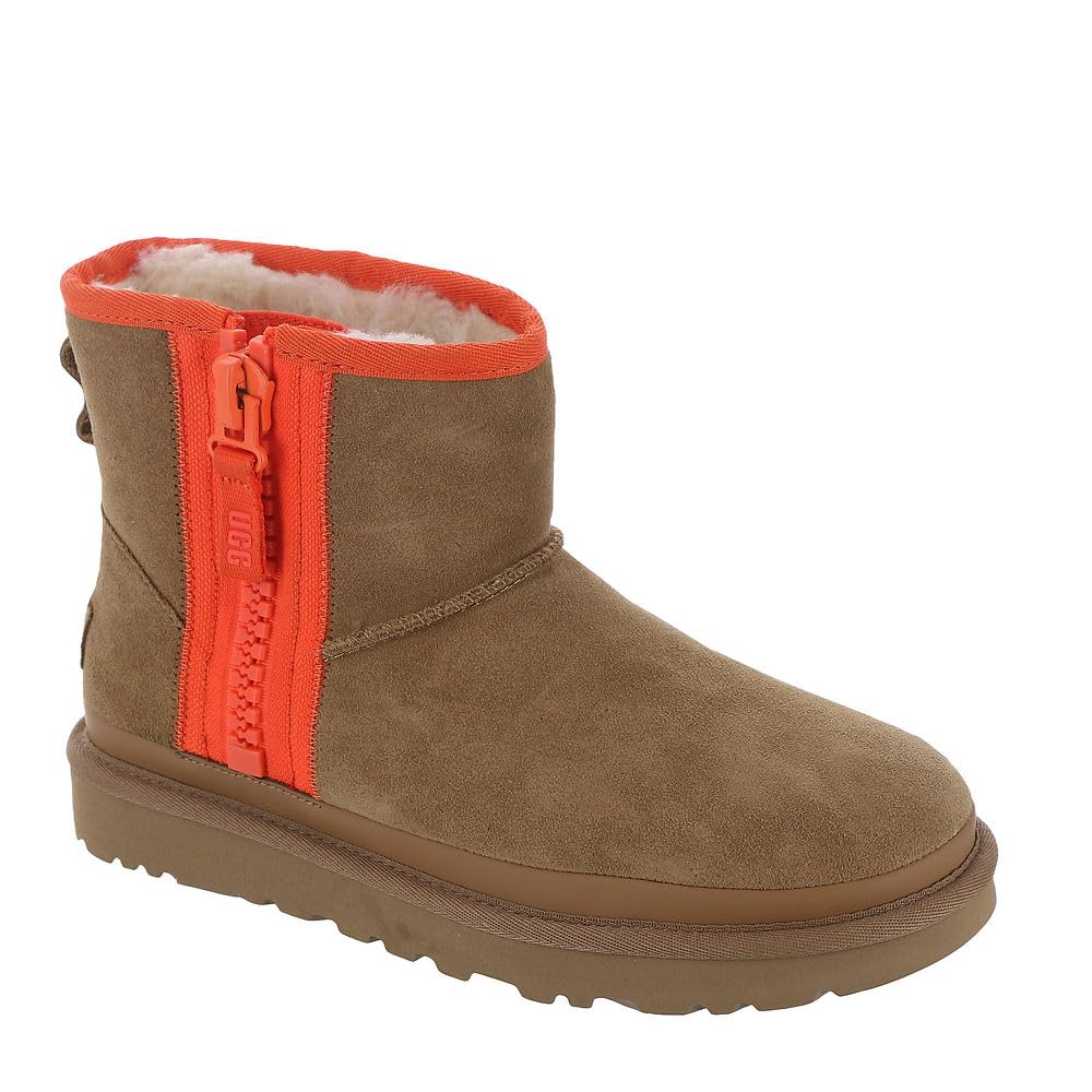 UGG Women's Classic Mini Zipper Tape Logo Boot - Waterproof Winter Snow Boots for Women, Comfortable & Warm Short Booties with Zipper Closure | Perfect for Cold Weather, Snow Days & Casual Outfits