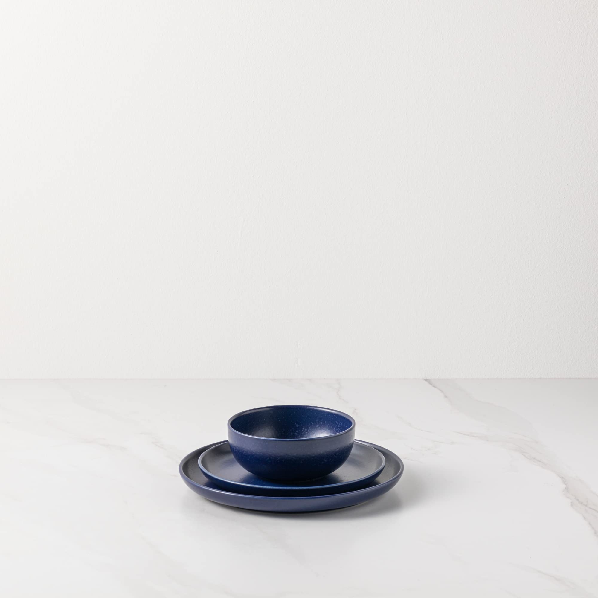 Casafina 18-Piece Ceramic Dinnerware Set for 6 - Blueberry Pacifica Collection | Microwave & Dishwasher Safe Stoneware Plates & Bowls | Restaurant Quality Tableware for Everyday Dining & Entertaining