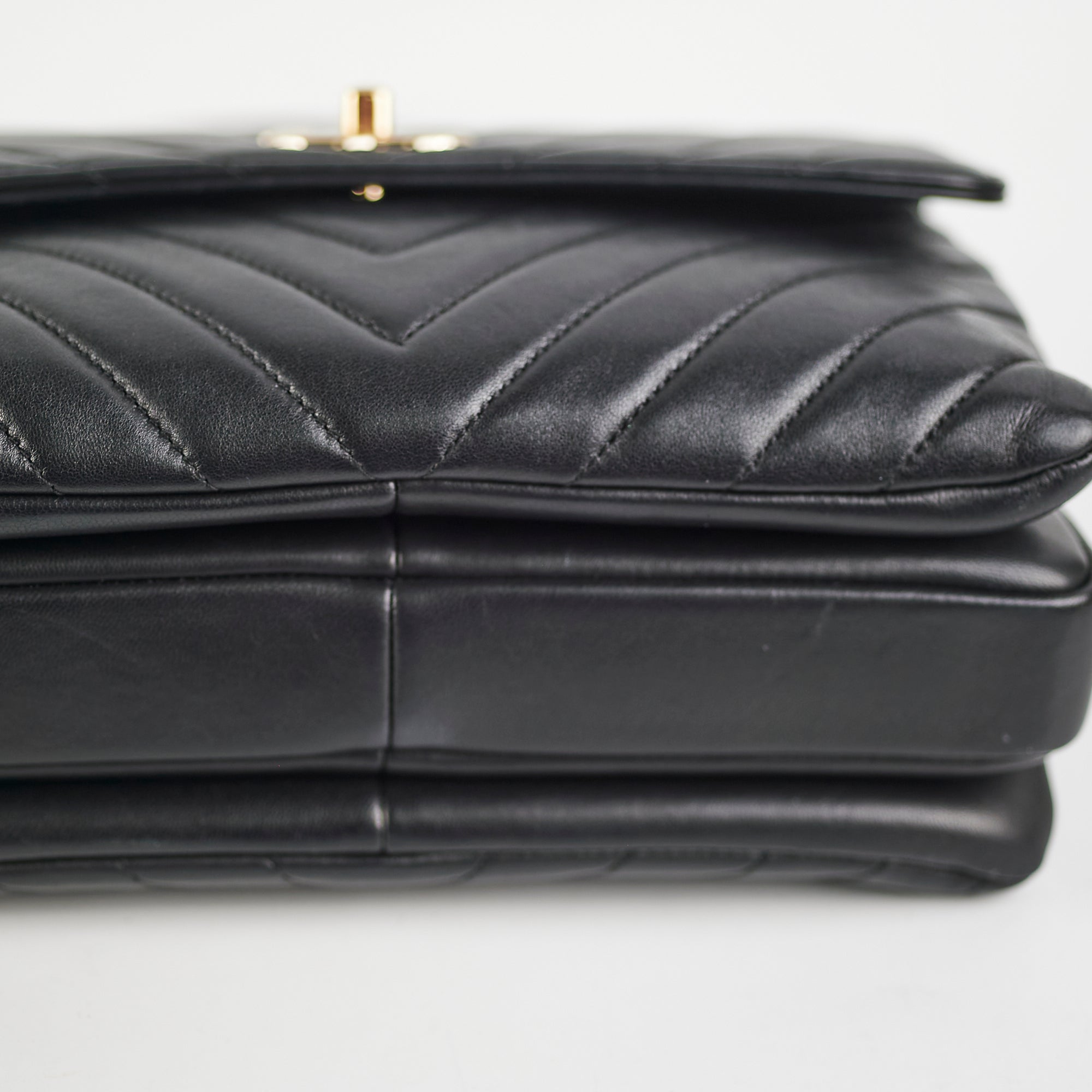 Chanel Trendy CC Small Lambskin Shoulder Bag in Black | Luxury Designer Handbag for Women | Perfect for Evening Events, Parties & Date Nights