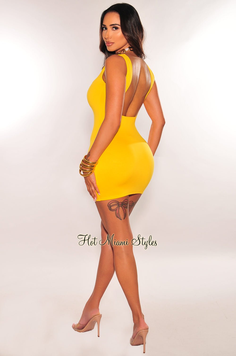 Sexy Yellow Square Neck Open Back Mini Dress for Women - Perfect for Summer Parties, Beach Vacations & Date Nights