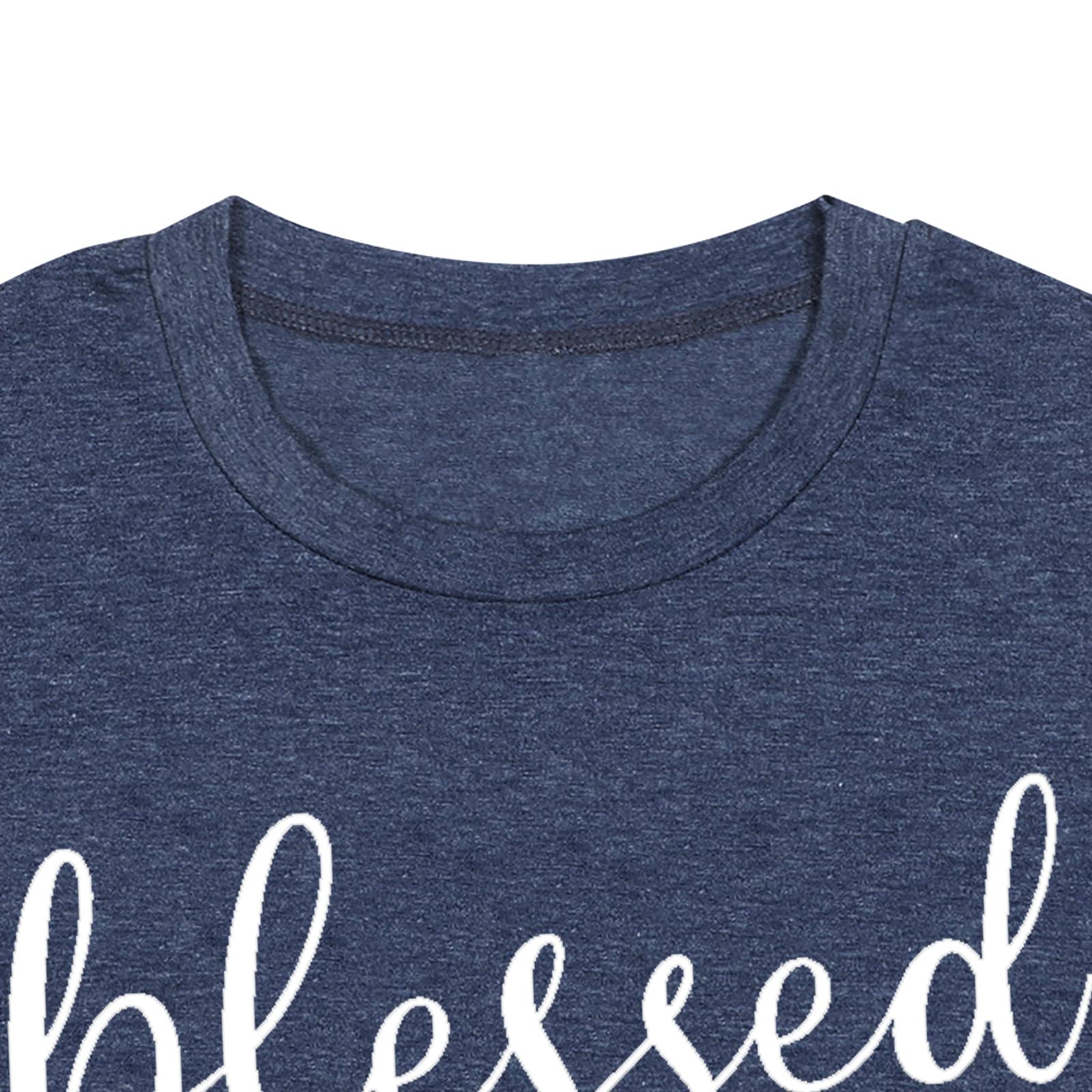Blessed Gigi T-Shirt for Grandma - Women's Leopard Print Graphic Tee - Perfect for Mother's Day, Family Reunions & Casual Outings