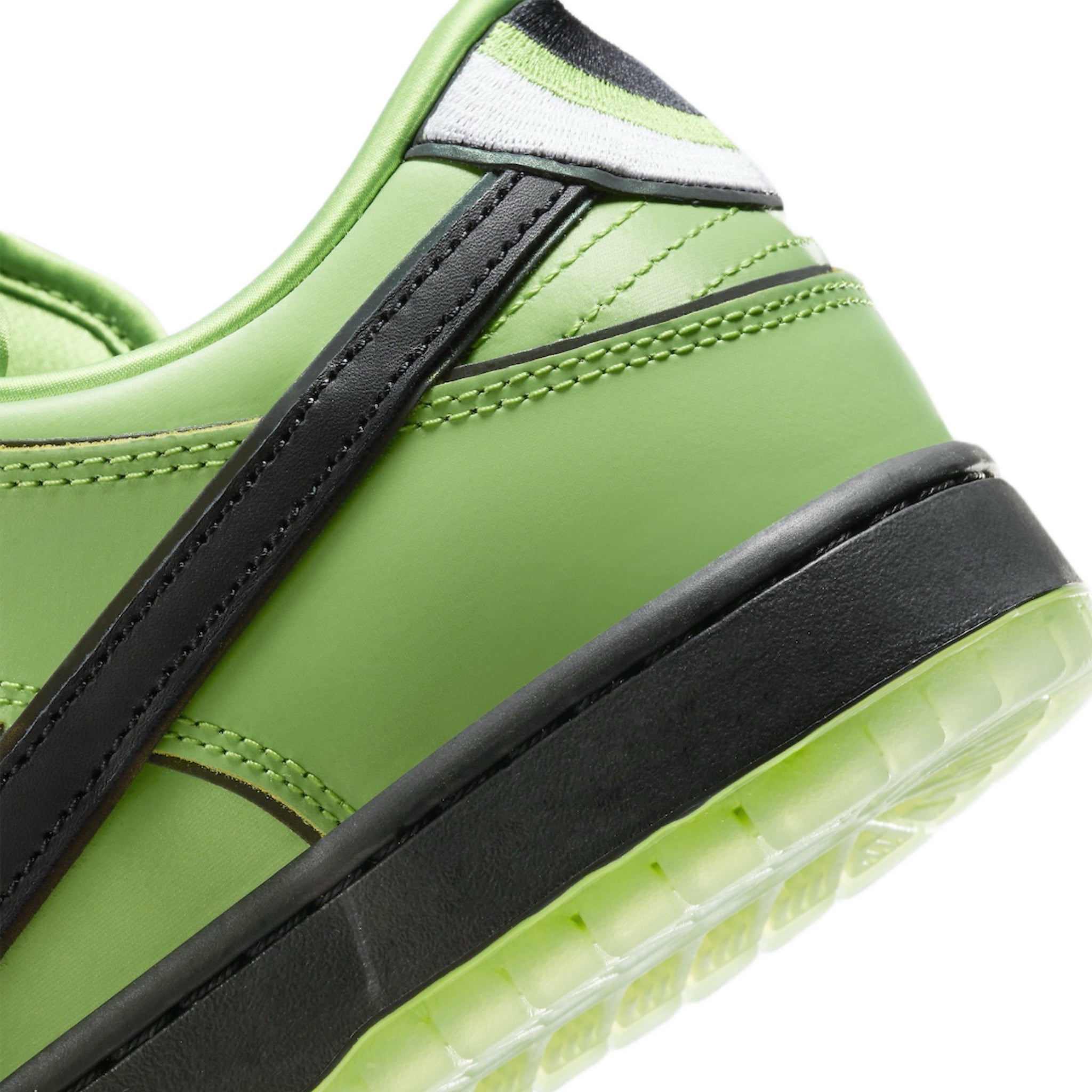 Nike SB Dunk Low PS Powerpuff Girls Buttercup Sneakers - Mean Green, Black & Lotus Pink Colorway - Perfect for Skateboarding, Streetwear Fashion & Collectors