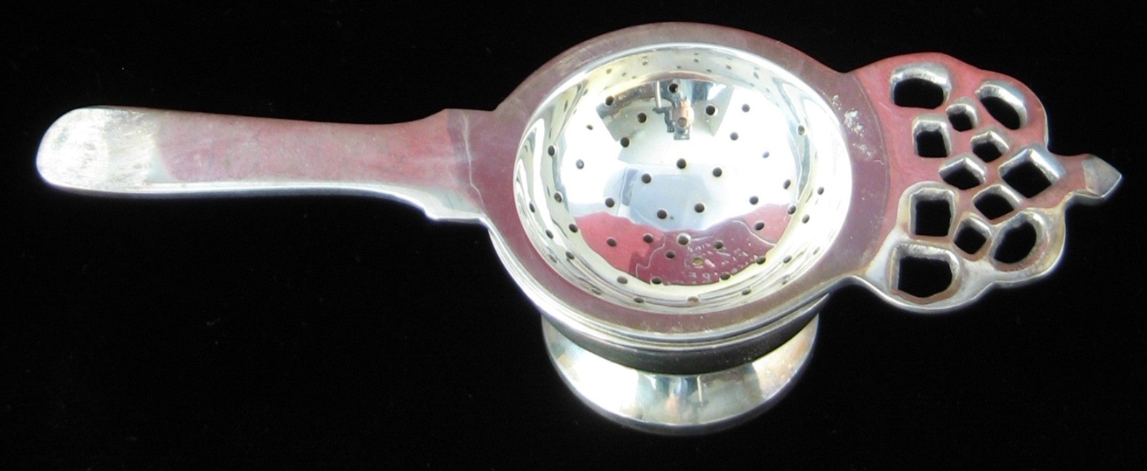 Vintage Viners England 1970s Silver Tea Strainer with Under Bowl - Mint Condition in Original Box | Perfect for Loose Leaf Tea Brewing & English Tea Ceremonies
