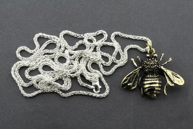 Elegant Brass Bee Pendant Necklace with 80cm Espiga Chain - Perfect for Women's Fashion, Boho Jewelry, and Gift Giving