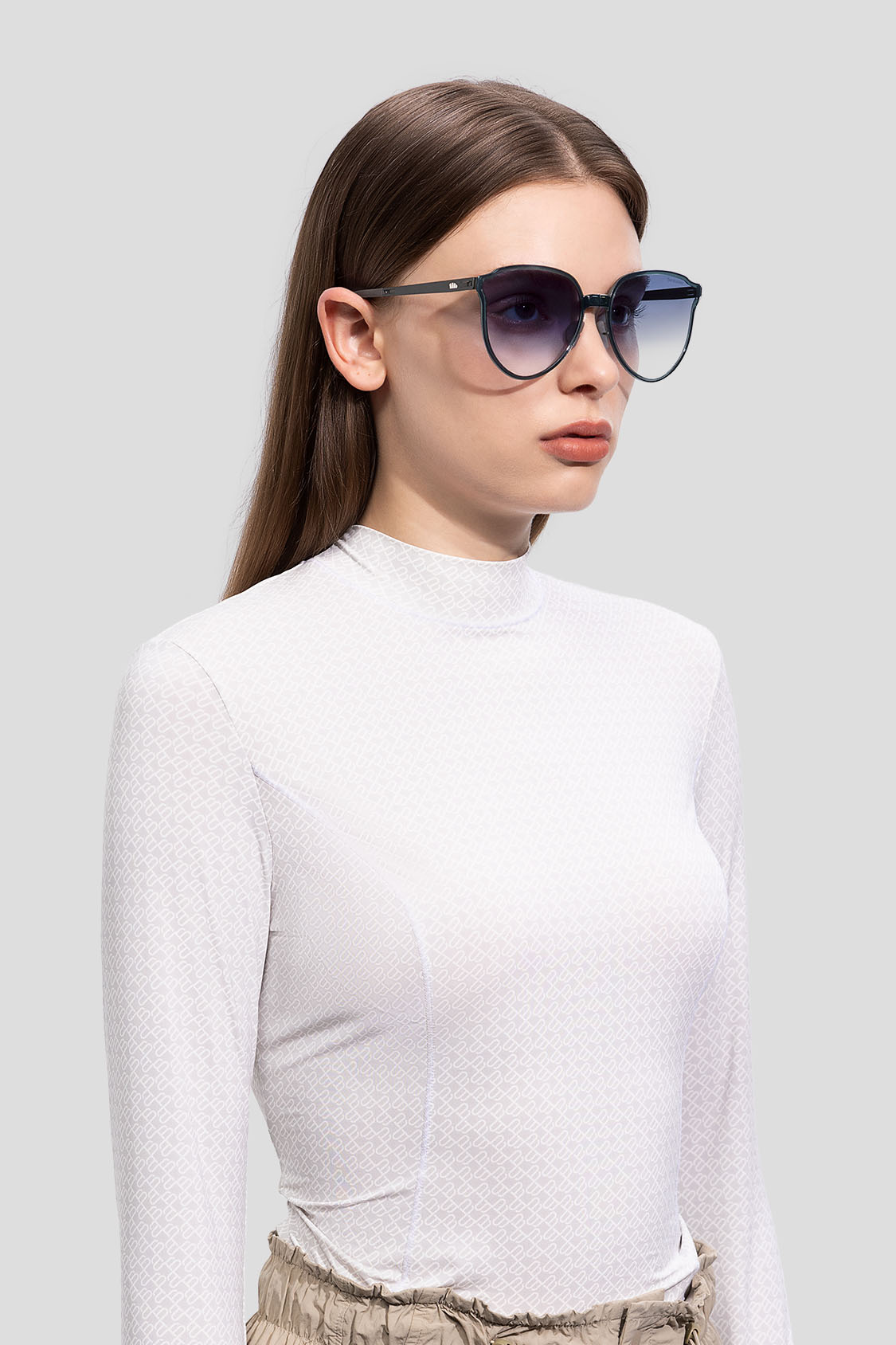 Ultra Lightweight Slimline Foldable Sunglasses UV400 Protection - Perfect for Travel, Running, and Outdoor Activities