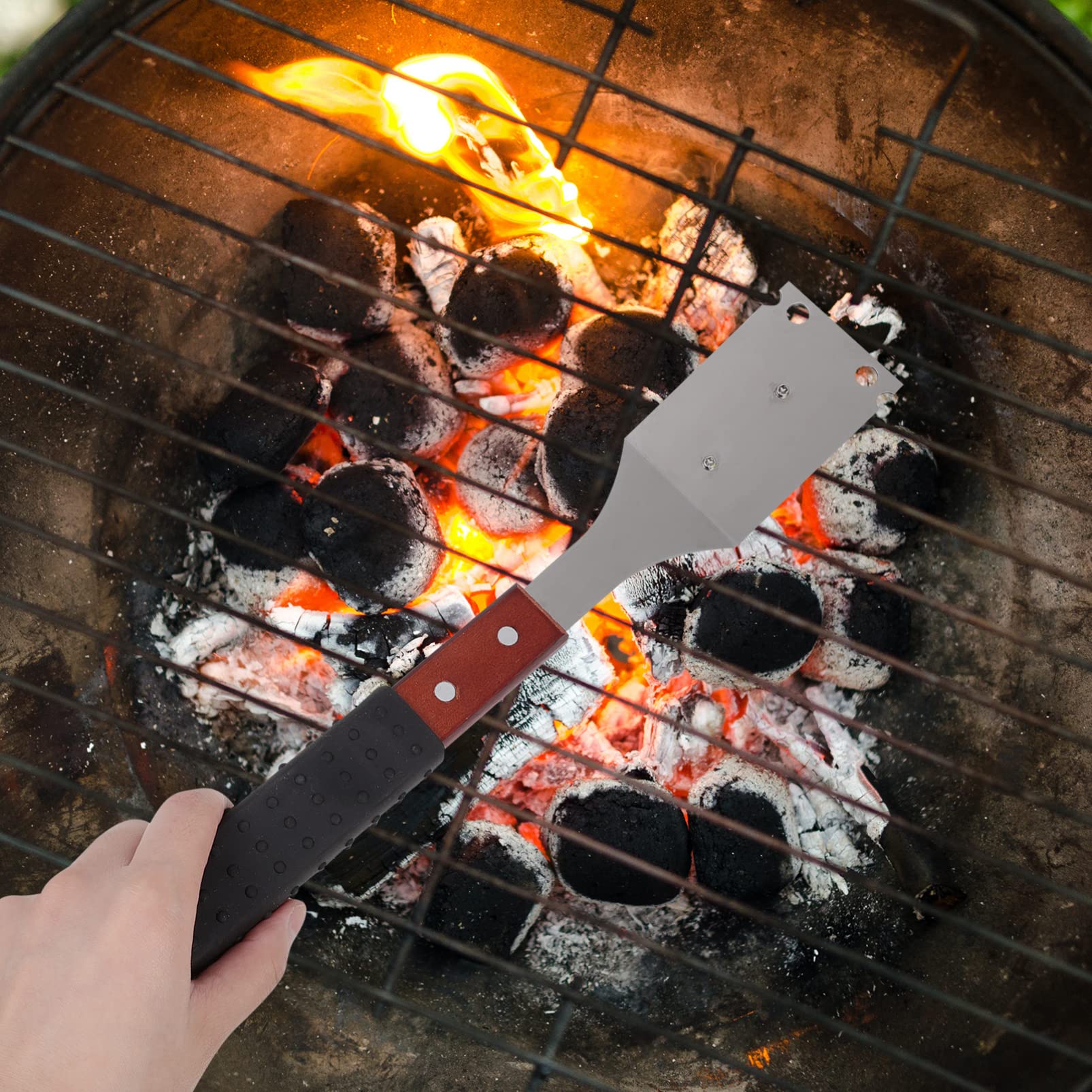 **Hemoton BBQ Grill Cleaning Brush - Heat-Resistant Wood Handle, Anti-Scald Barbecue Brush for Outdoor Grilling - Perfect for Gas, Charcoal, and Electric Grills**    *(Use Case: Ideal for backyard BBQs, camping trips, tailgating, and patio cookouts – keeps your grill clean and safe for delicious meals!)*
