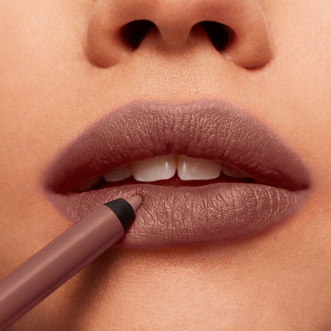 Revlon ColorStay Multi Liner Lip Liner - Less Traced 1g - Long-Lasting, Smudge-Proof Lip Pencil for Precise Definition - Perfect for Everyday Wear & Special Occasions