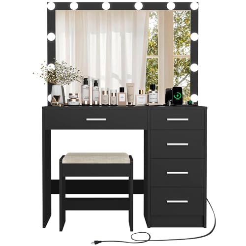 Black With Charging Station