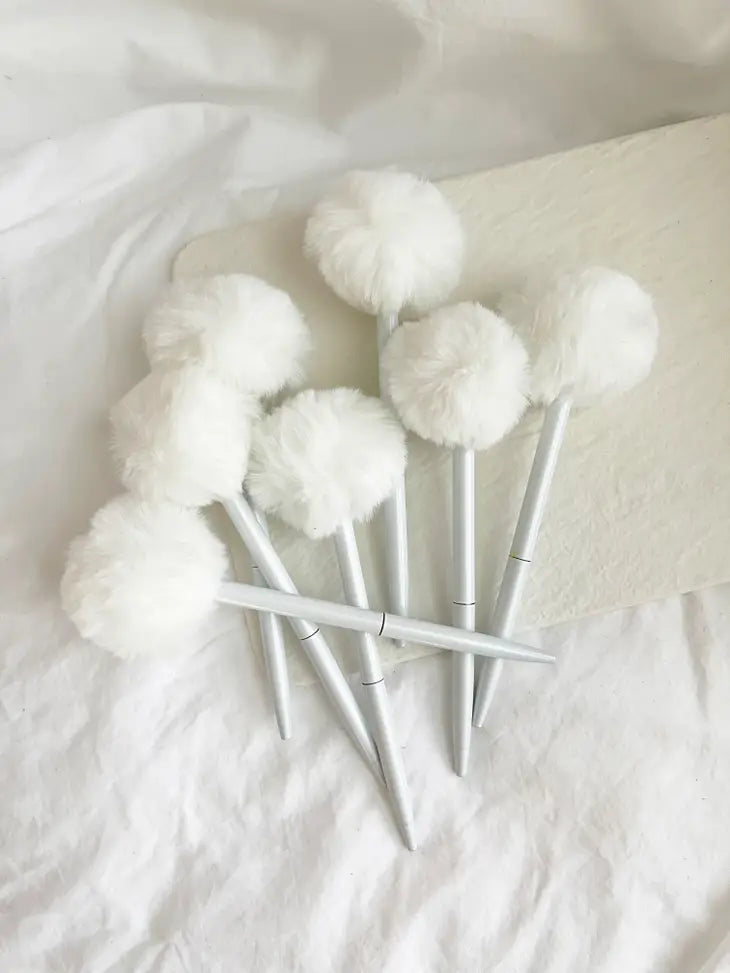Bridal Fuzzy Pen - Soft Fluffy Feather Wedding Pens for Brides, Grooms & Guests - Perfect for Wedding Guest Books, Signing Ceremonies & Special Occasions