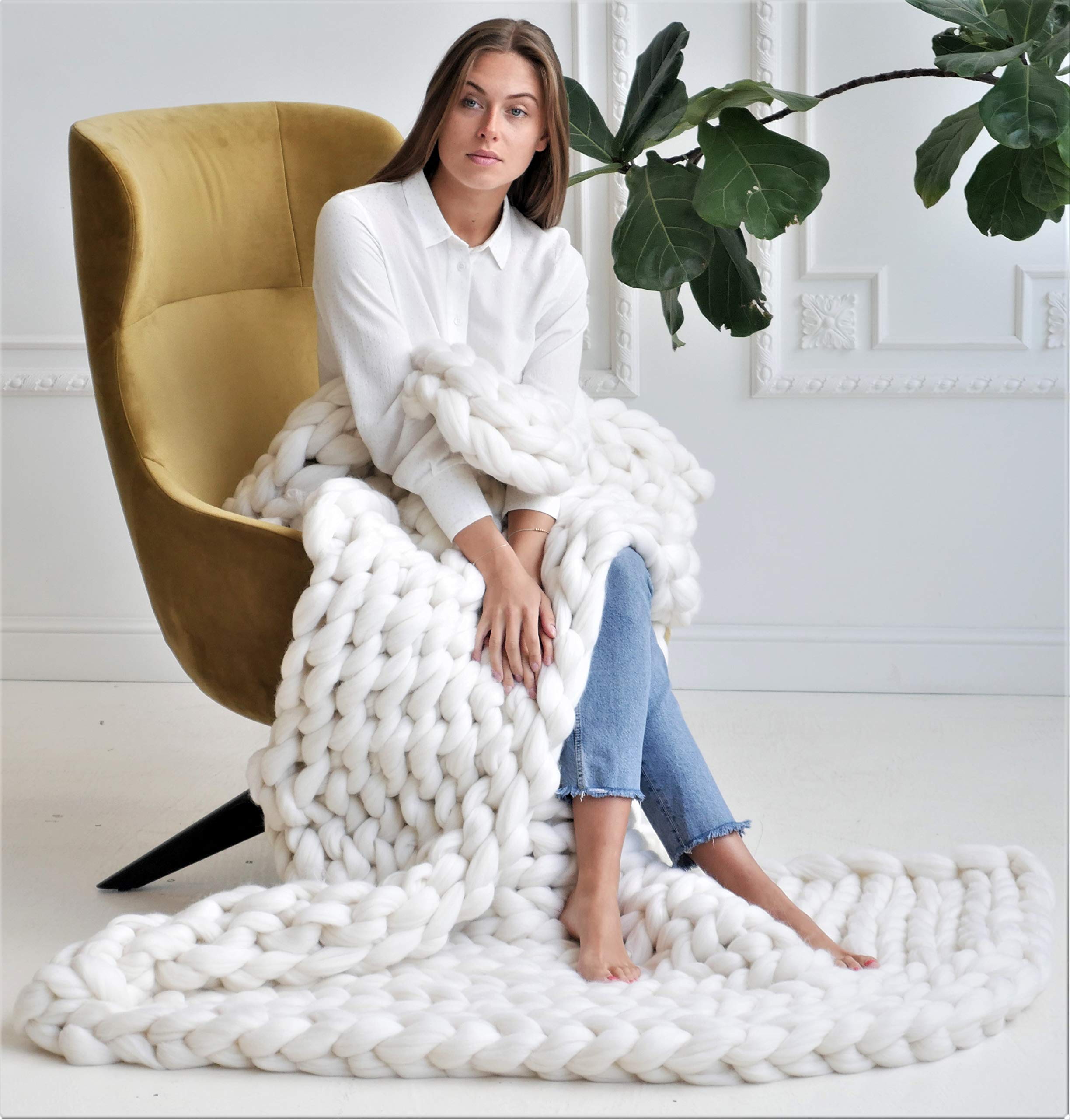 Chunky Knit Throw Blanket - 100% Merino Wool by Woolexperts | Ultra Soft & Warm Winter Blanket for Living Room, Bedroom & Cozy Home Decor