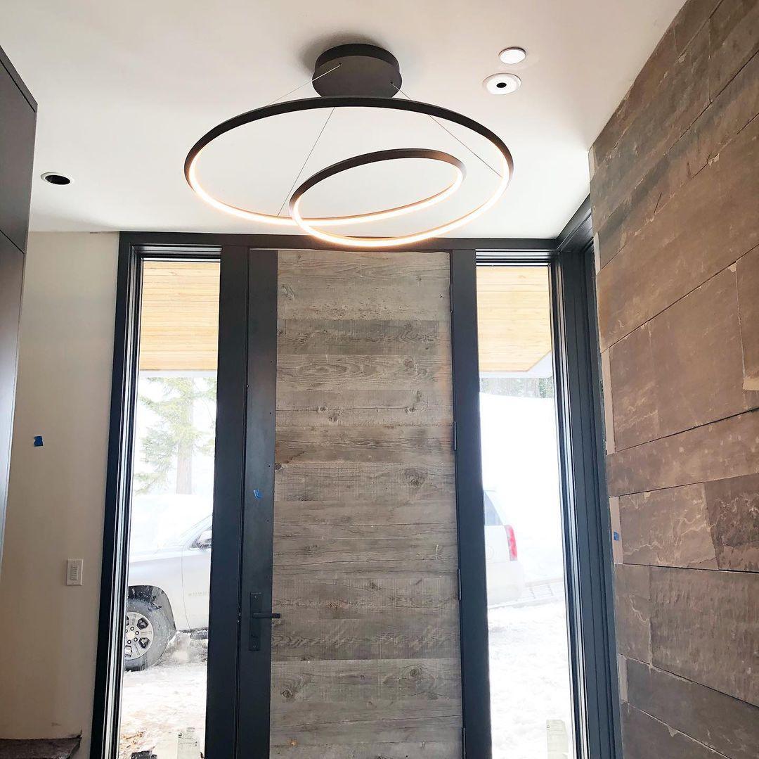 Elegant Ampersand Chandelier - Modern Metal Ceiling Light Fixture for Dining Room, Bedroom & Living Room Decor