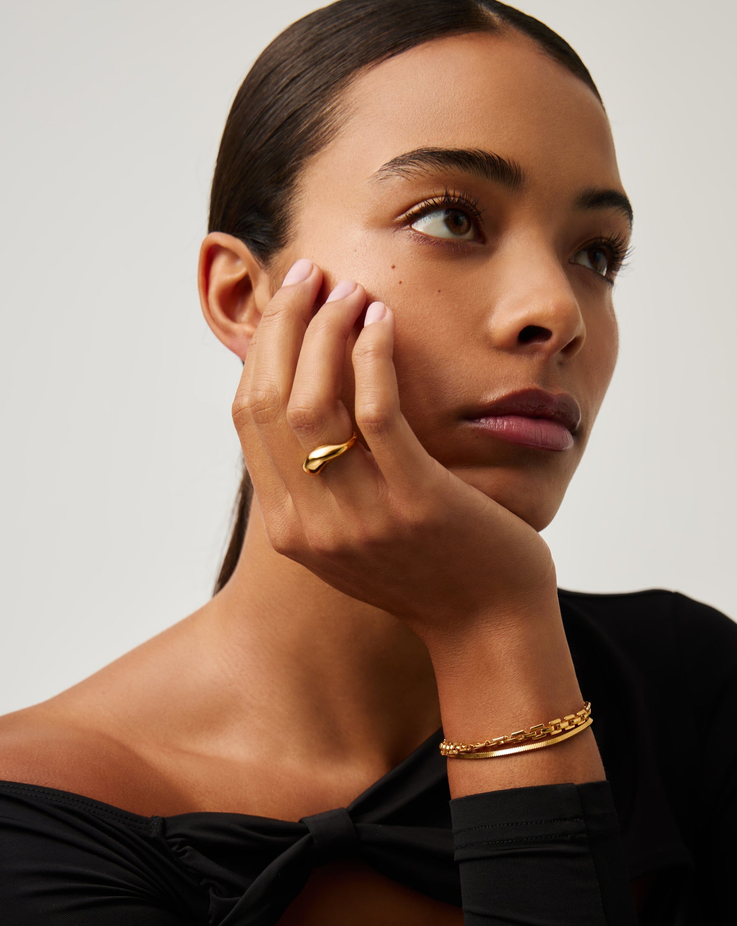 Savi Signature Stacking Ring Set - 18k Gold Vermeil Rings for Women, Dainty & Elegant Layering Rings for Everyday Wear, Gift for Her, Anniversary, Birthday, Valentine's Day
