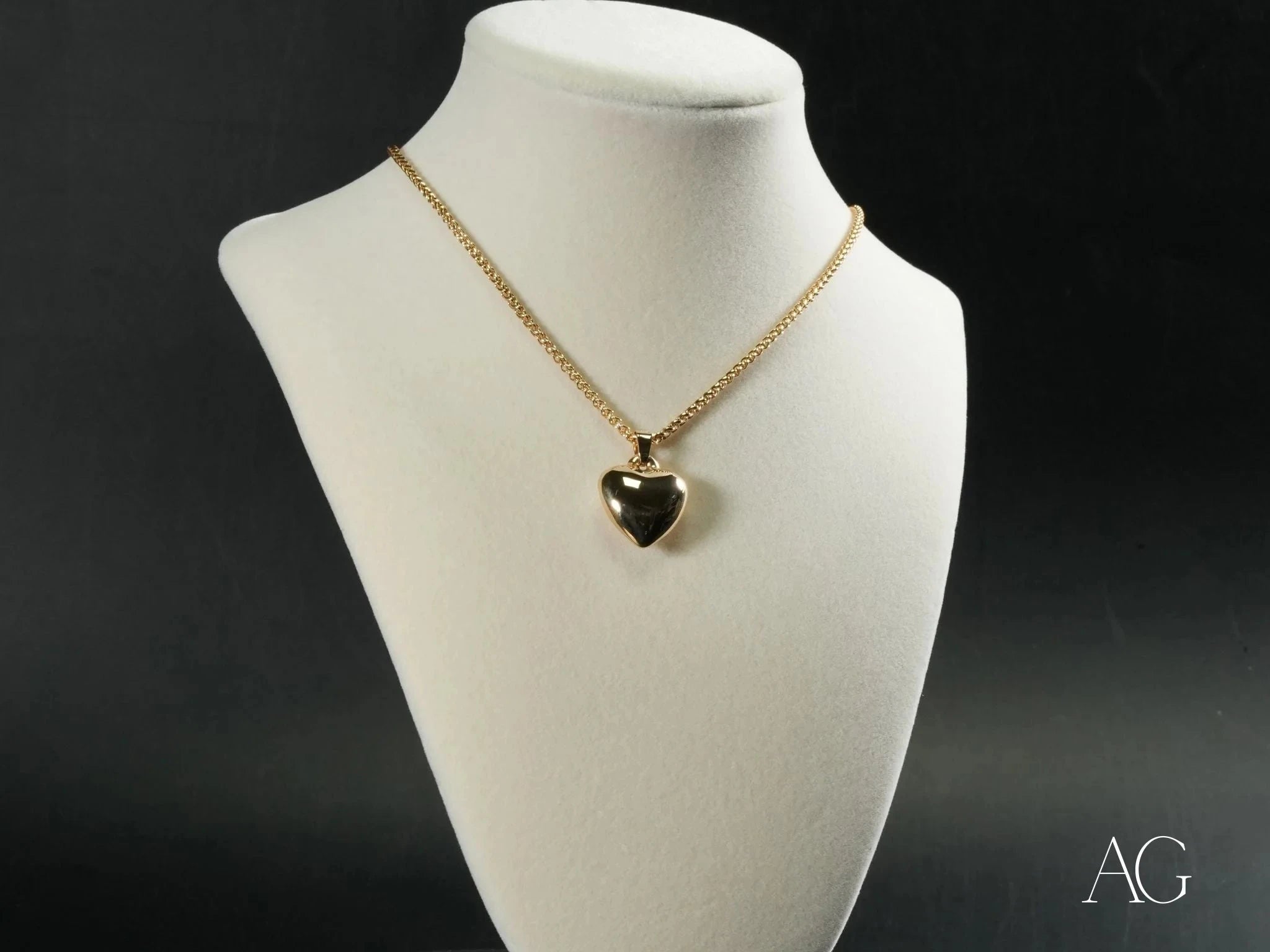 Golden Heartbeat Pendant Necklace - 14K Gold Plated Romantic Jewelry Gift for Her - Perfect for Anniversaries, Valentine's Day & Special Occasions