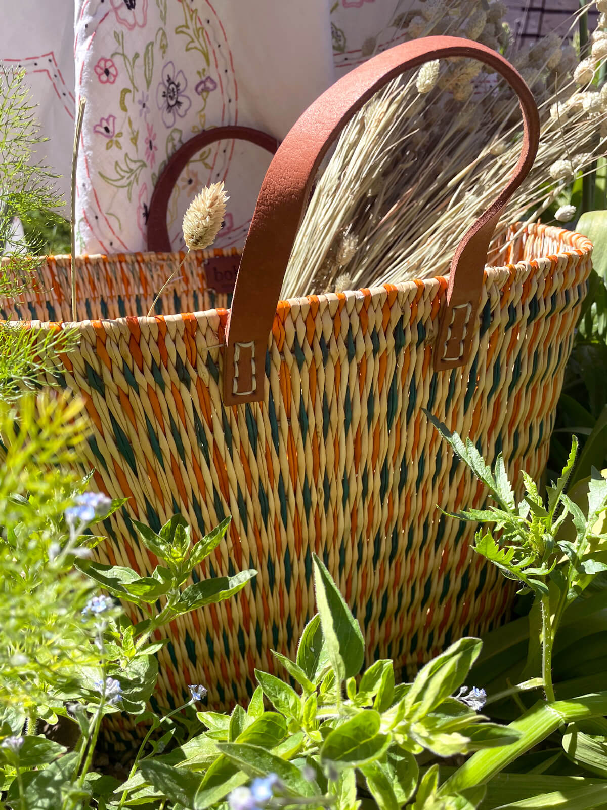 Colorful Woven Reed Shopping Basket - Eco-Friendly Handmade Storage for Beach, Picnic, and Home Decor