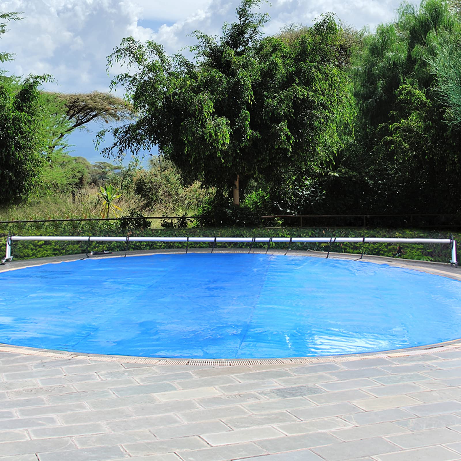 Goplus 20 x 40 FT Solar Pool Cover with Carrying Bag - Blue Bubble Thermal Blanket for In-Ground & Above-Ground Swimming Pools & Hot Tubs | UV Protection, Heat Retention, Energy Saving | Perfect for Backyard, Residential & Commercial Use