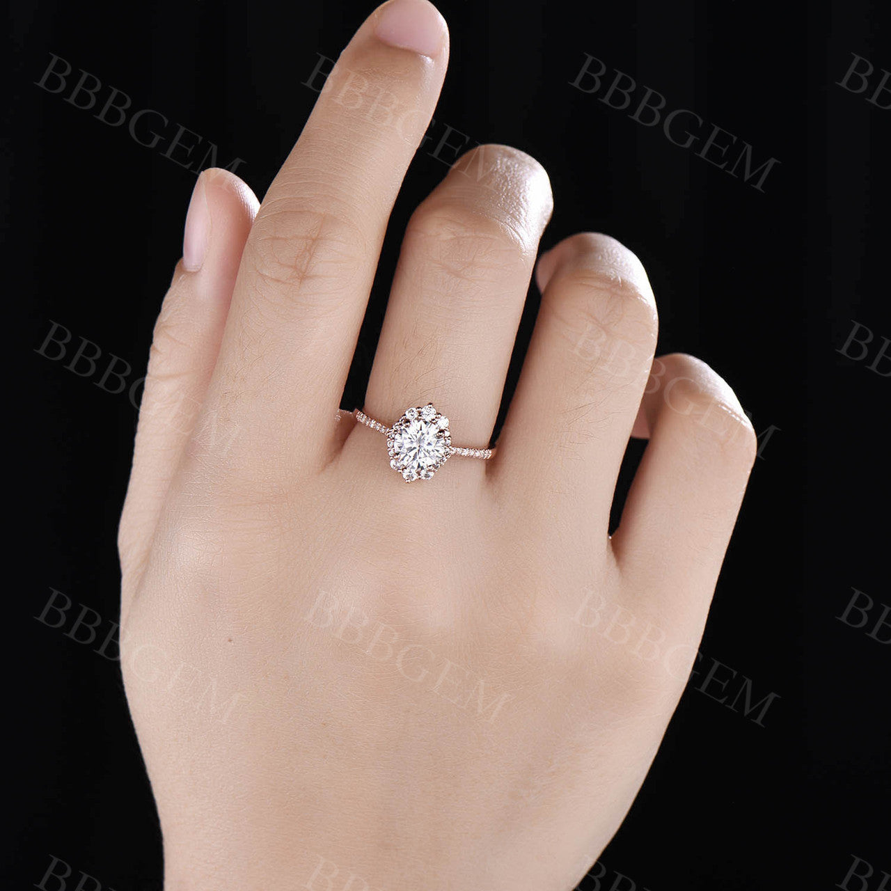 1CT Vintage Round Cut Moissanite Engagement Ring - Rose Gold Halo Ring for Women | Perfect for Proposals, Weddings & Anniversary Gifts