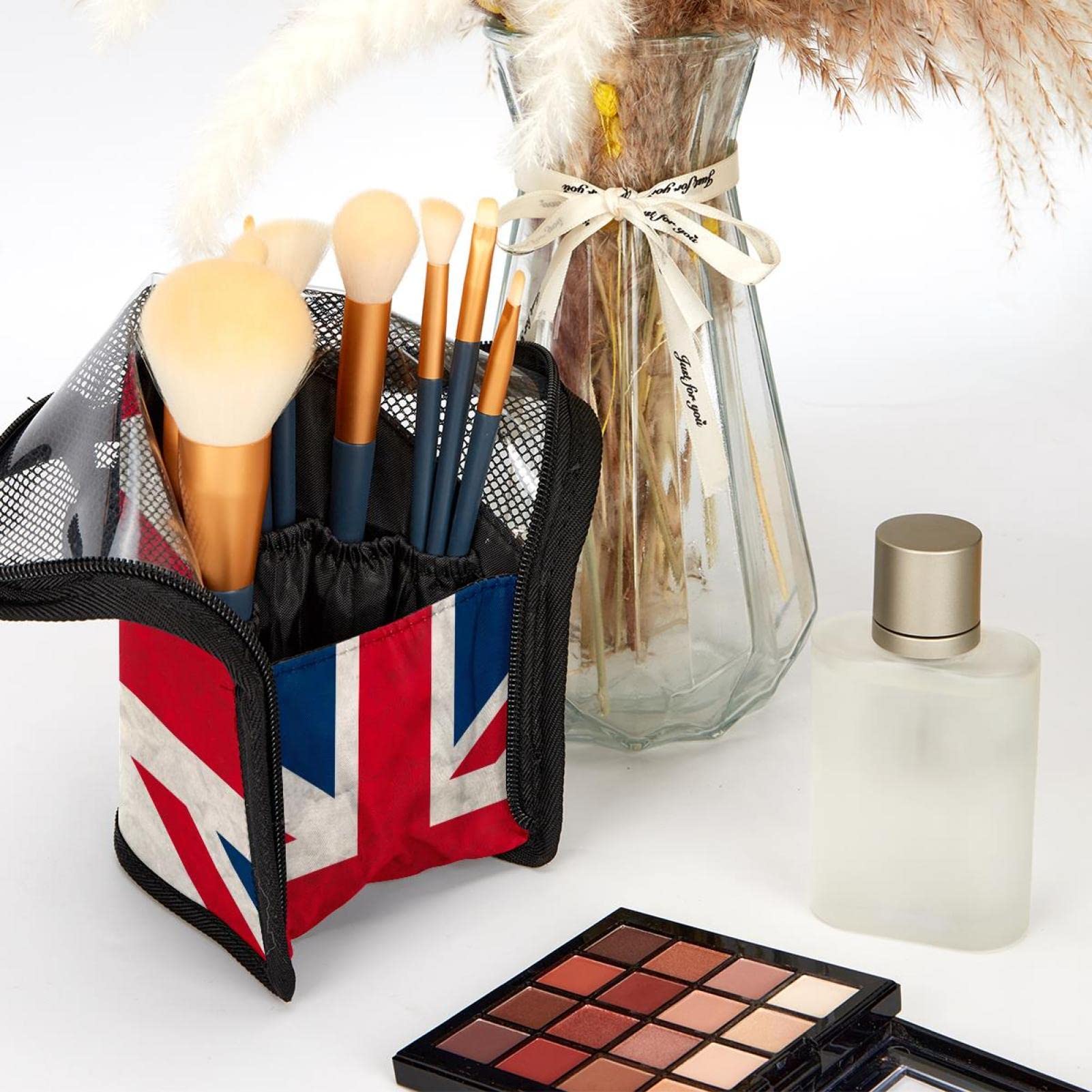 12-Piece Makeup Brush Organizer Bag with UK Flag Retro Paper Texture - Portable Travel Makeup Brush Holder Case for Professional Artists & Beginners (Perfect for Travel, Home Vanity & Salon Use)