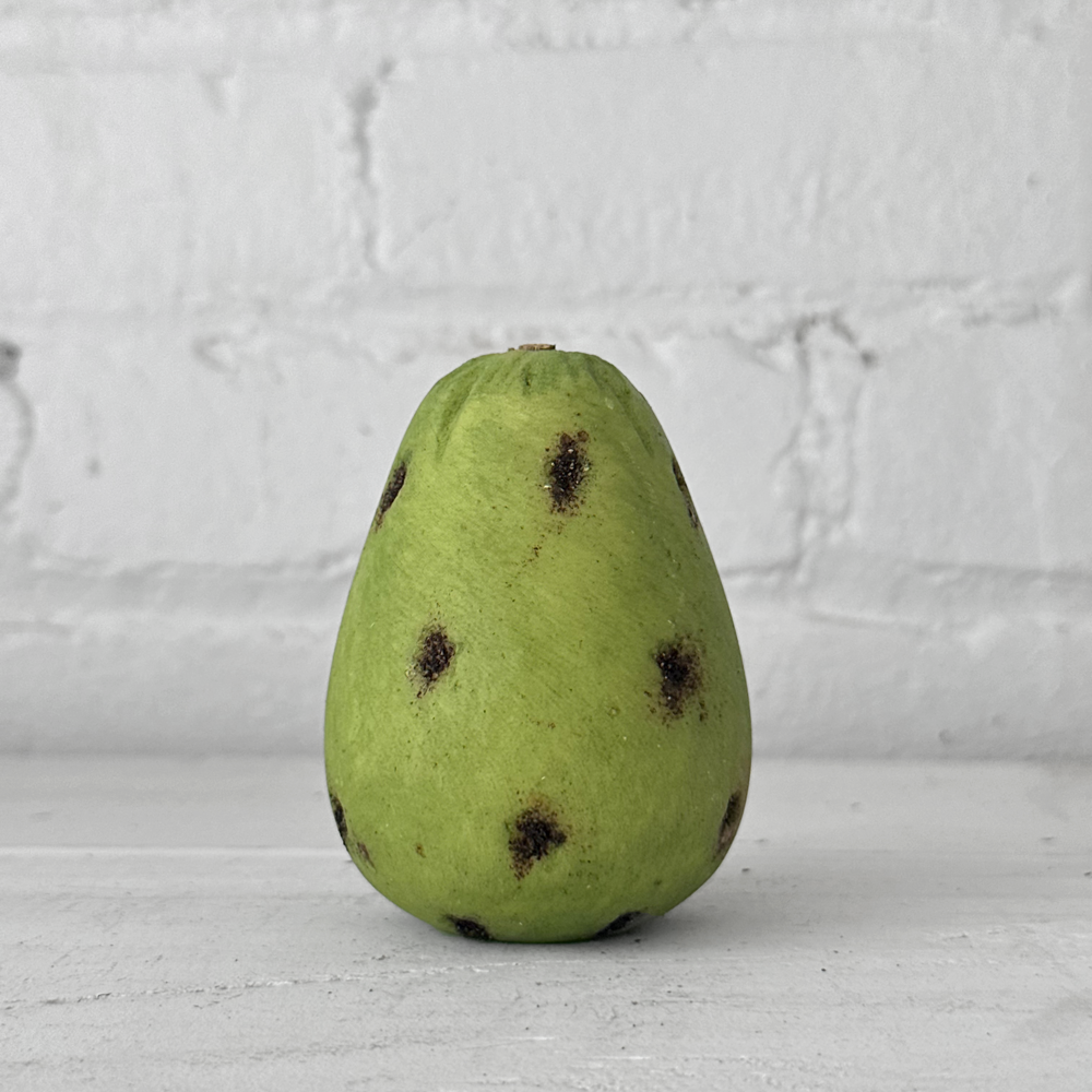 Premium Carrara Marble Prickly Green Pear - Elegant Home Decor for Dining Table Centerpiece, Kitchen Countertop Display & Luxury Gift Idea