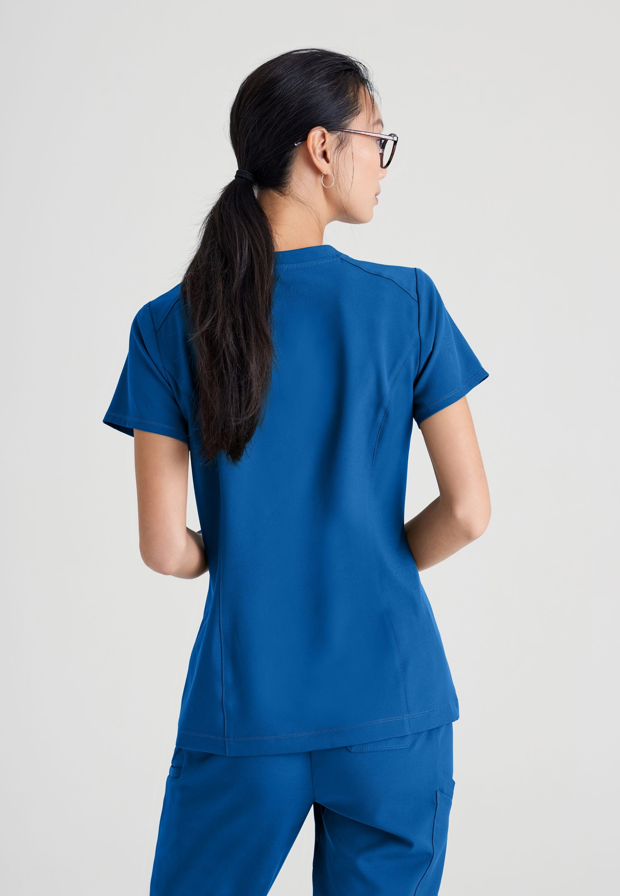 Women's Stylish Sway Scrub Top - Sizes 2XL to 5XL - Perfect for Nurses, Medical Professionals & Healthcare Workers