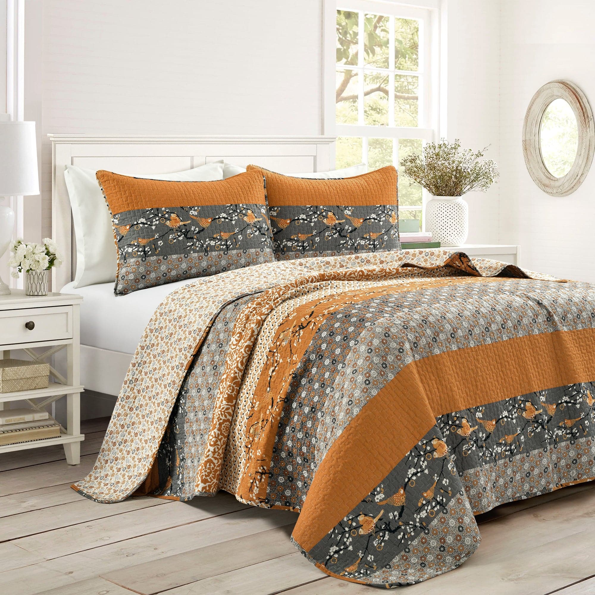 Royal Empire 3-Piece Quilt Set - Queen Size Bedding with Matching Pillow Shams - Soft Microfiber Comforter for Cozy Bedroom Decor | Perfect for Master Bedroom, Guest Room & Dorm