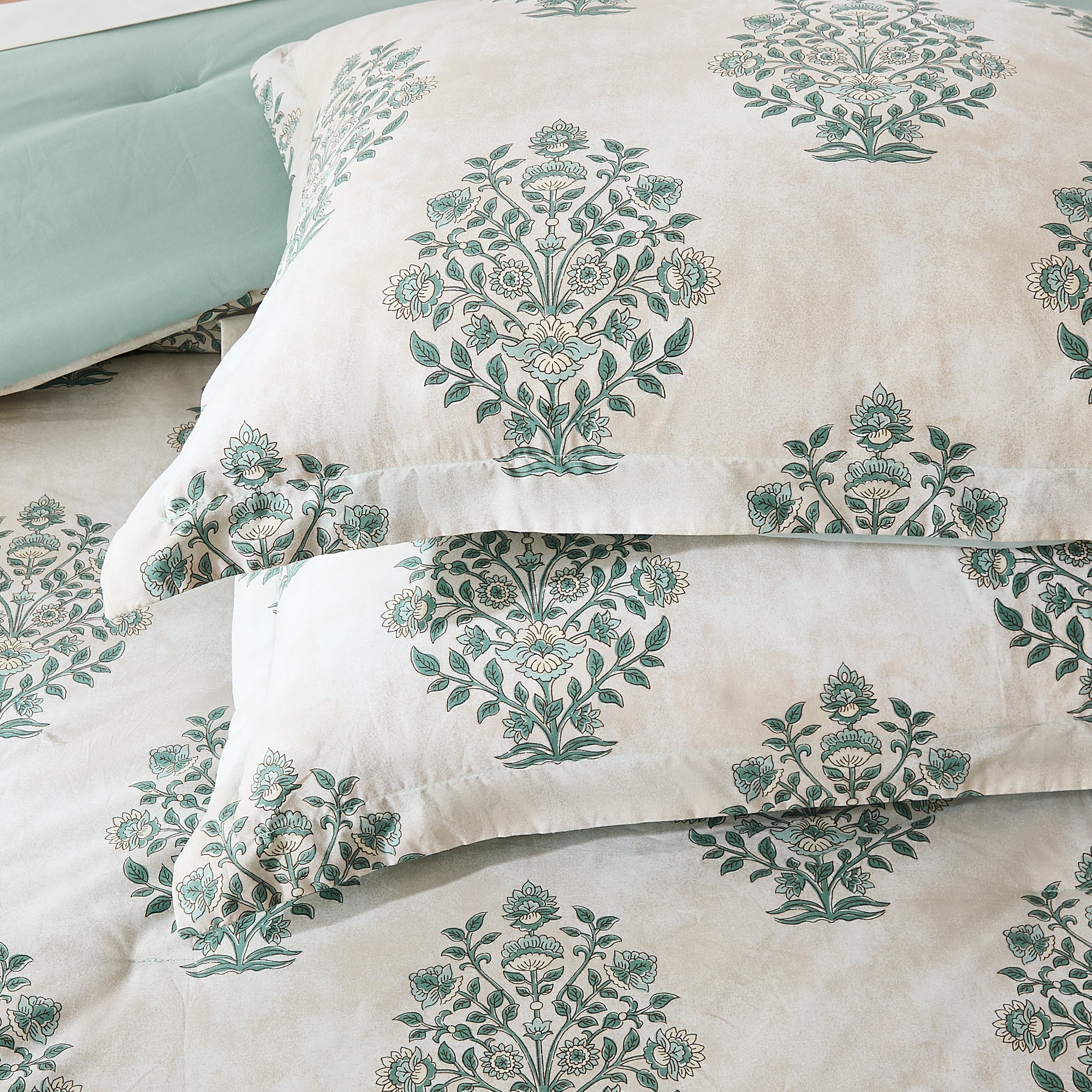 Sofia Floral Block Bouquet Cotton Comforter Set - Soft & Breathable Bedding for Cozy Bedroom Decor, Perfect for Master Bedroom, Guest Room & Dorm