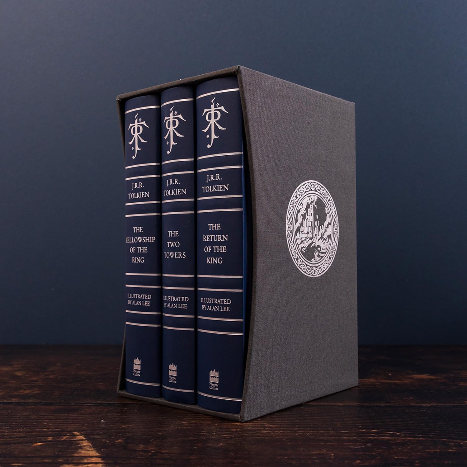 The Lord of the Rings - Complete Book Set | Epic Fantasy Novel Series by J.R.R. Tolkien | Perfect for Fantasy Lovers & Book Collectors | Great Gift for Readers & Movie Fans