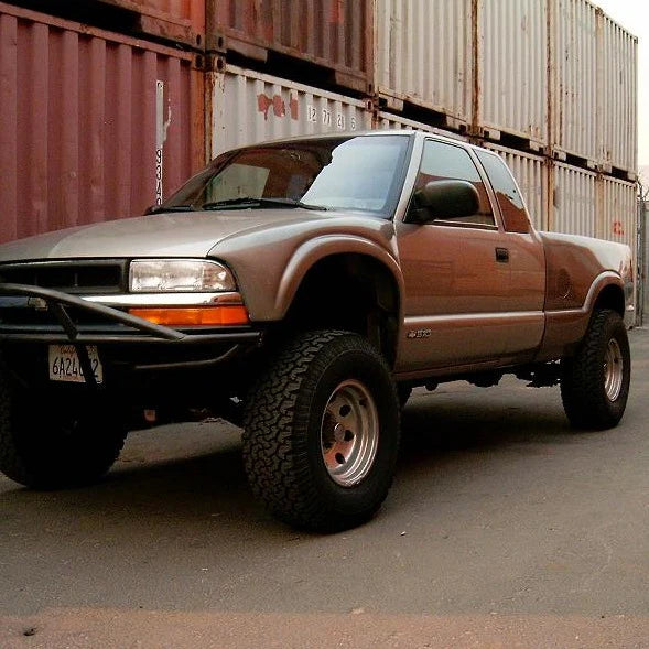 1994-2005 Chevrolet S10 Fiberglass Fenders - Durable Replacement Body Panels for Off-Roading & Custom Truck Builds