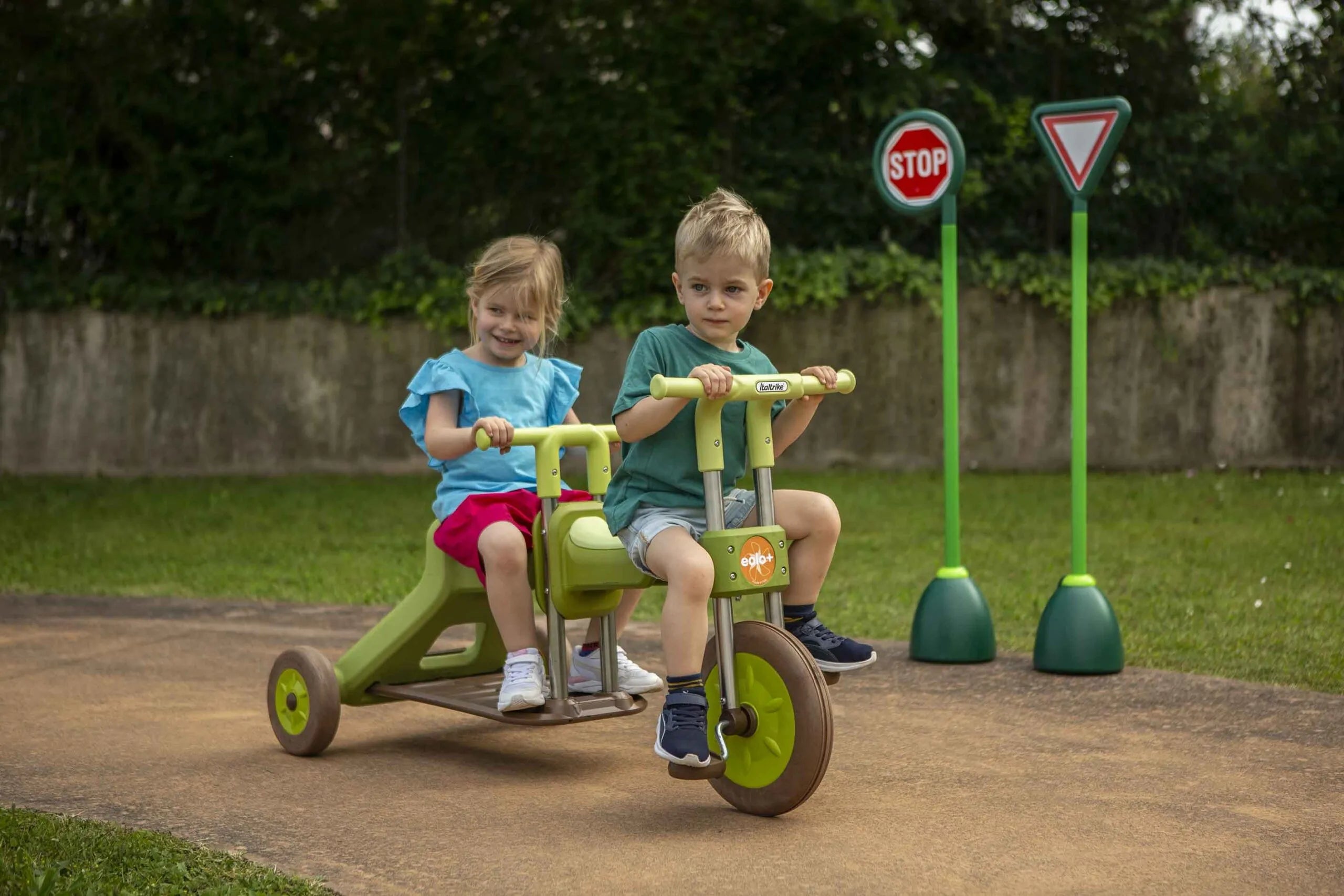 Italtrike Eolo 2-Seat Tricycle for Kids - Green | Outdoor Ride-On Toy for Toddlers & Preschoolers | Perfect for Parks, Backyards & Playdates