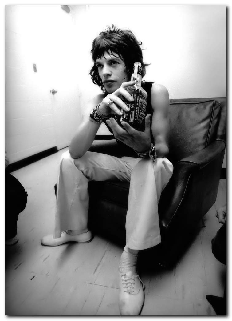 Vintage Mick Jagger Wall Art Poster - 13x19 Inch Ready to Frame Decor for Home, Office, Dorm & Music Room | Perfect for Rolling Stones Fans & Rock Music Lovers
