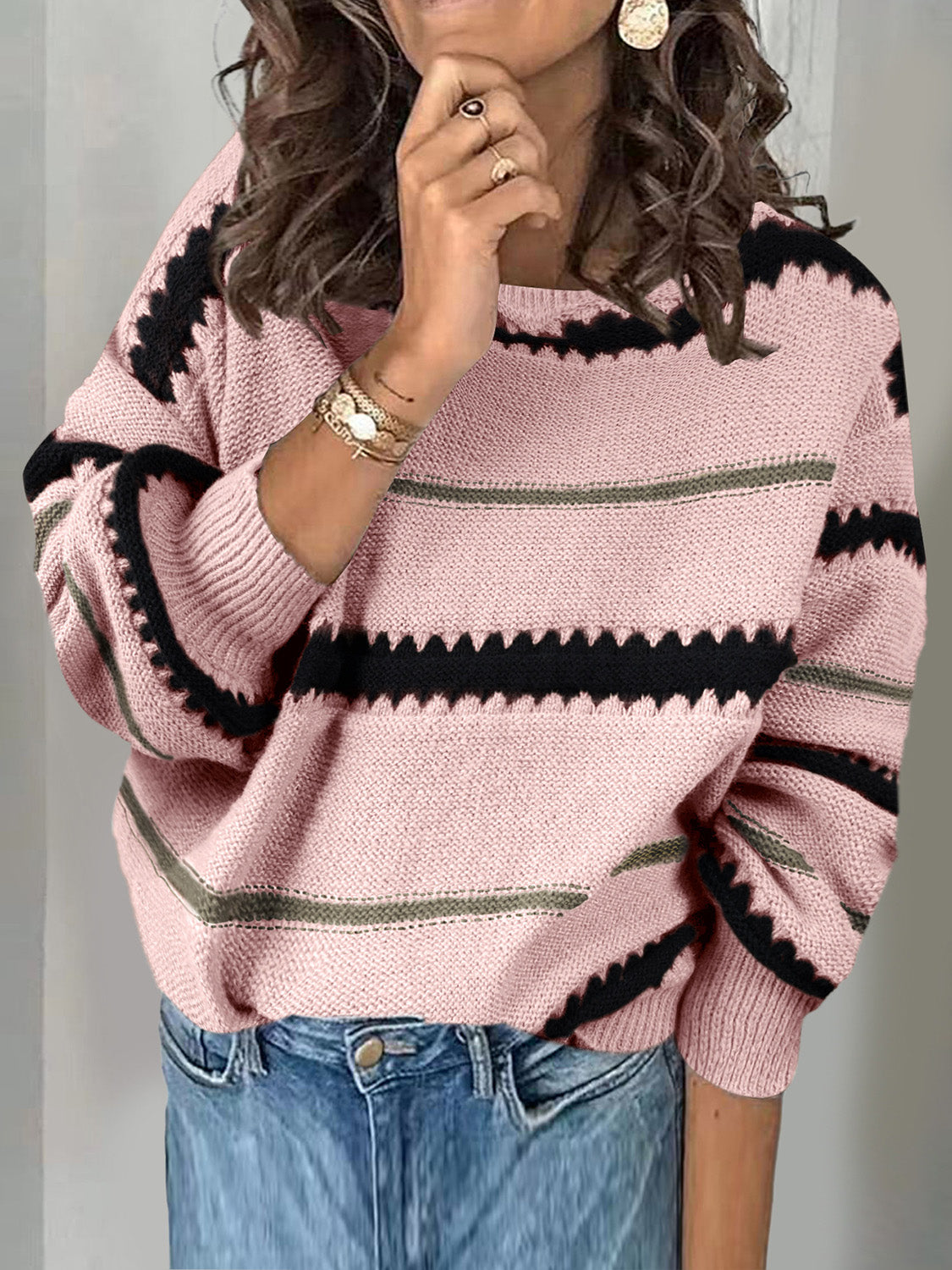 Stylish Contrast Striped Round Neck Long Sleeve Sweater for Women - Cozy Fall & Winter Fashion, Perfect for Office, Casual Outings and Date Nights