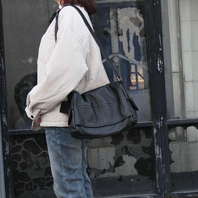 Stylish Genuine Leather Messenger Bag for Men & Women - Perfect for Work, Travel & Everyday Use