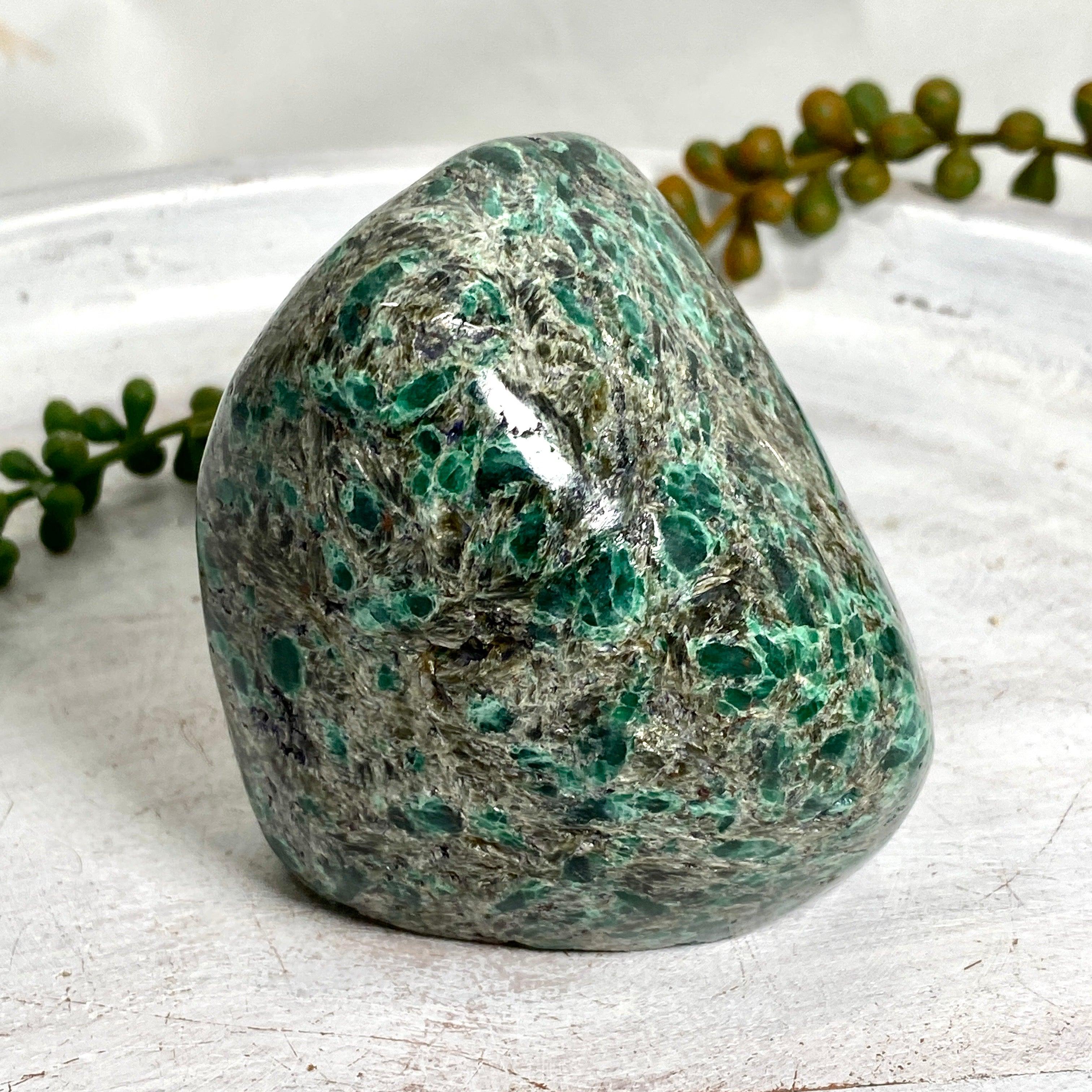 Natural Emerald Gemstone Freeform Pendant - Polished Green Emerald Jewelry for Necklace Making, Healing Crystal & Spiritual Gifts | Boho Chic, Meditation, Energy Work