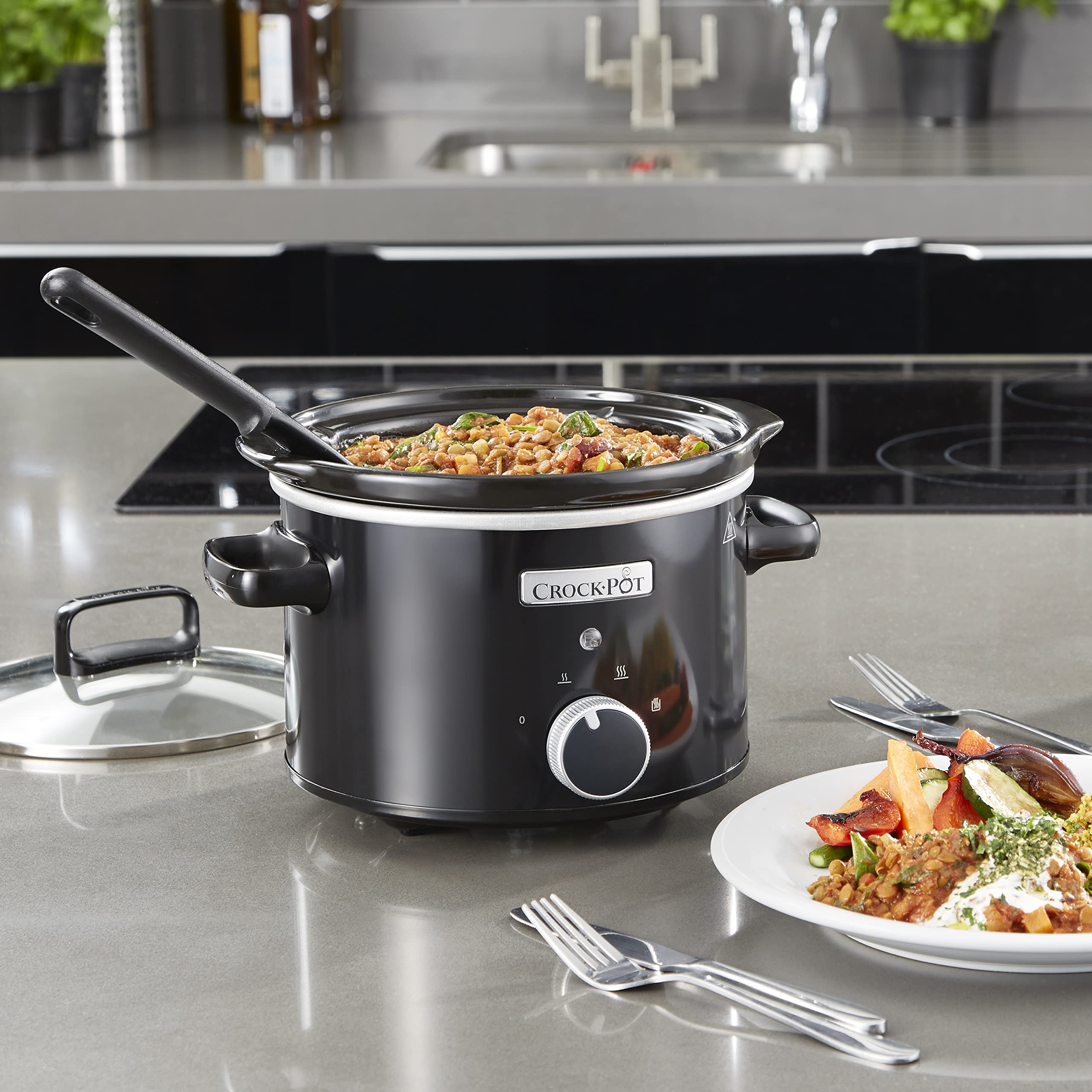 Crock-Pot 2.4L Slow Cooker with Removable Ceramic Bowl - Energy Efficient Small Crockpot for 1-2 People - Easy to Clean Black Slow Cooker (CSC046) - Perfect for Soups, Stews & Family Dinners