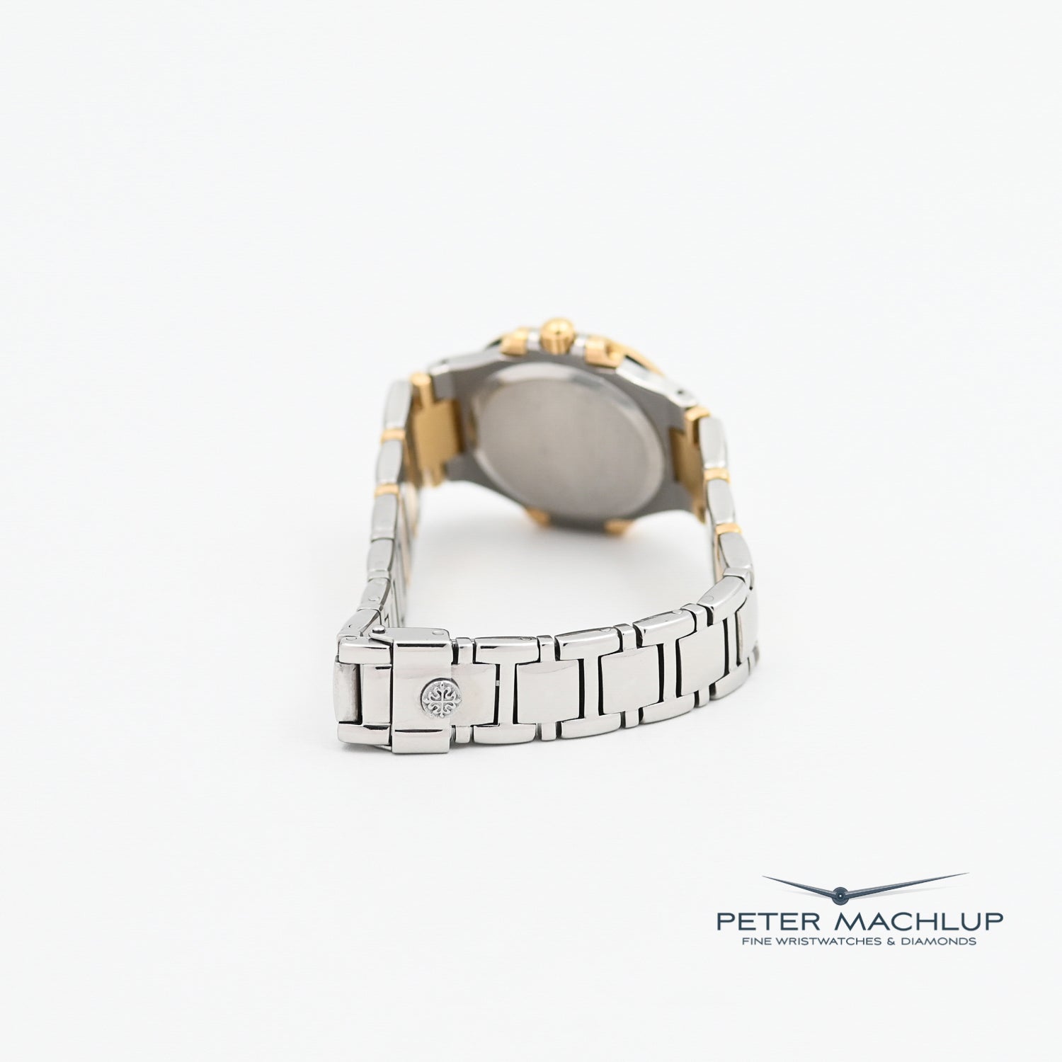 Luxury Patek Philippe Nautilus 26mm Diamond Ladies Watch 1994 - Perfect for Elegant Occasions & Collector's Item