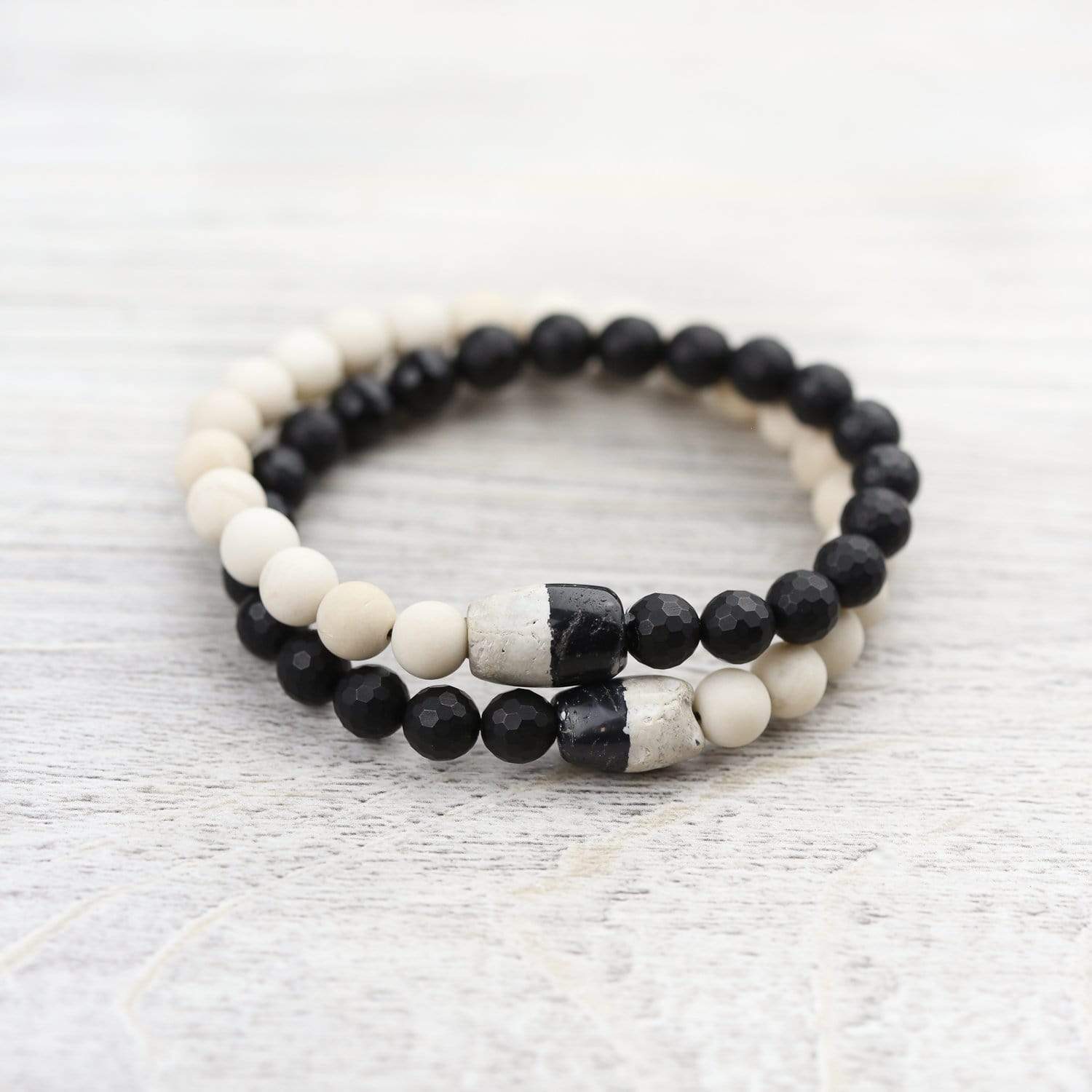 Authentic Tibetan Dzi Bead Bracelet for Protection & Good Luck | Handmade Buddhist Mala for Meditation & Spiritual Healing | Perfect Gift for Yoga Practitioners & Wellness Enthusiasts