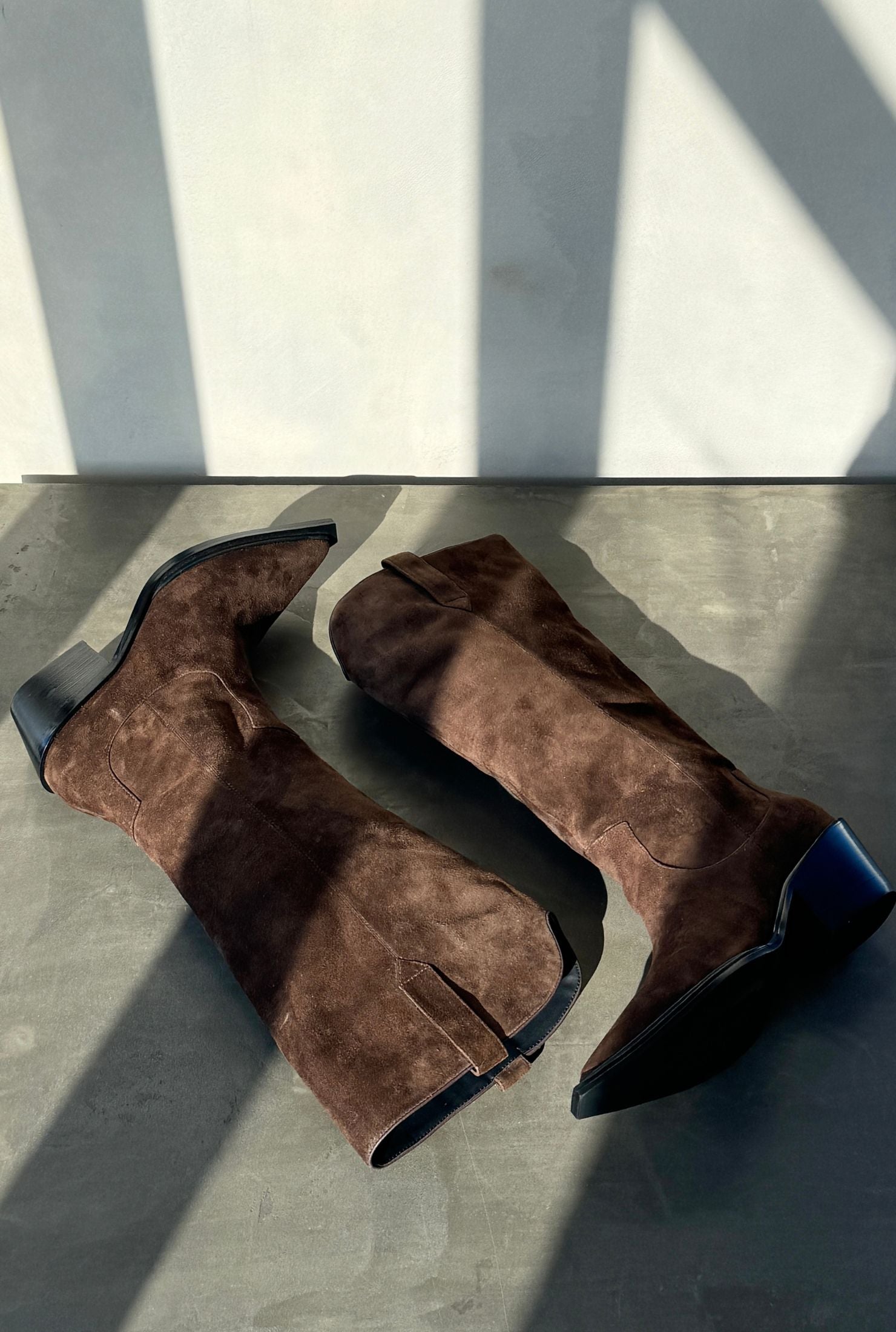 Reid Women's Cocoa Ankle Boots - Stylish & Comfortable Fall Booties for Casual Outfits, Work & Date Nights