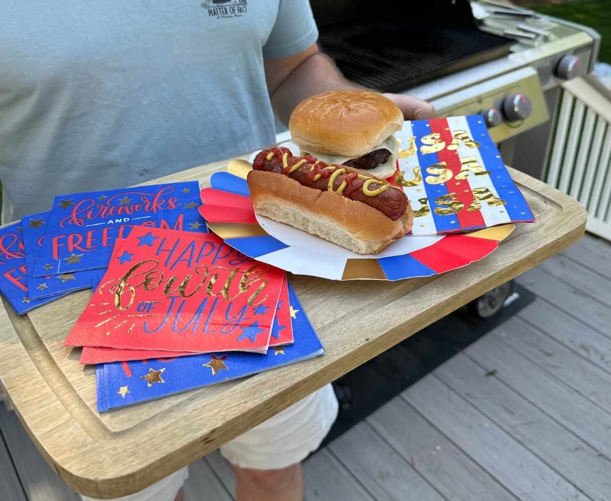 Modern Patriotic Table Decor for 4th of July - Red White & Blue Party Supplies for Outdoor BBQ, Picnic & Independence Day Celebrations