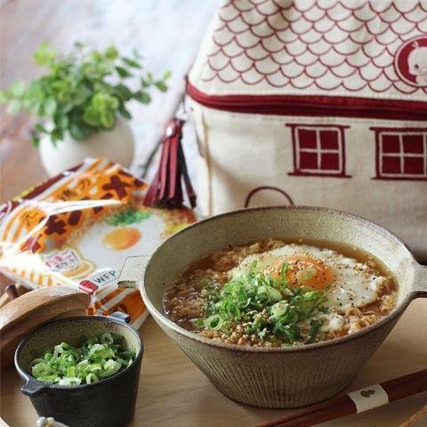 Nissin Chicken Ramen Noodles - Authentic Japanese Instant Ramen (5 Servings) - Quick & Easy Meal for Lunch, Dinner or Snack